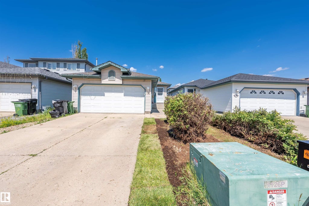 3312 27 AVE AVE, EDMONTON, AB T6T 1P7 - Image 3314746601.jpeg?d=l