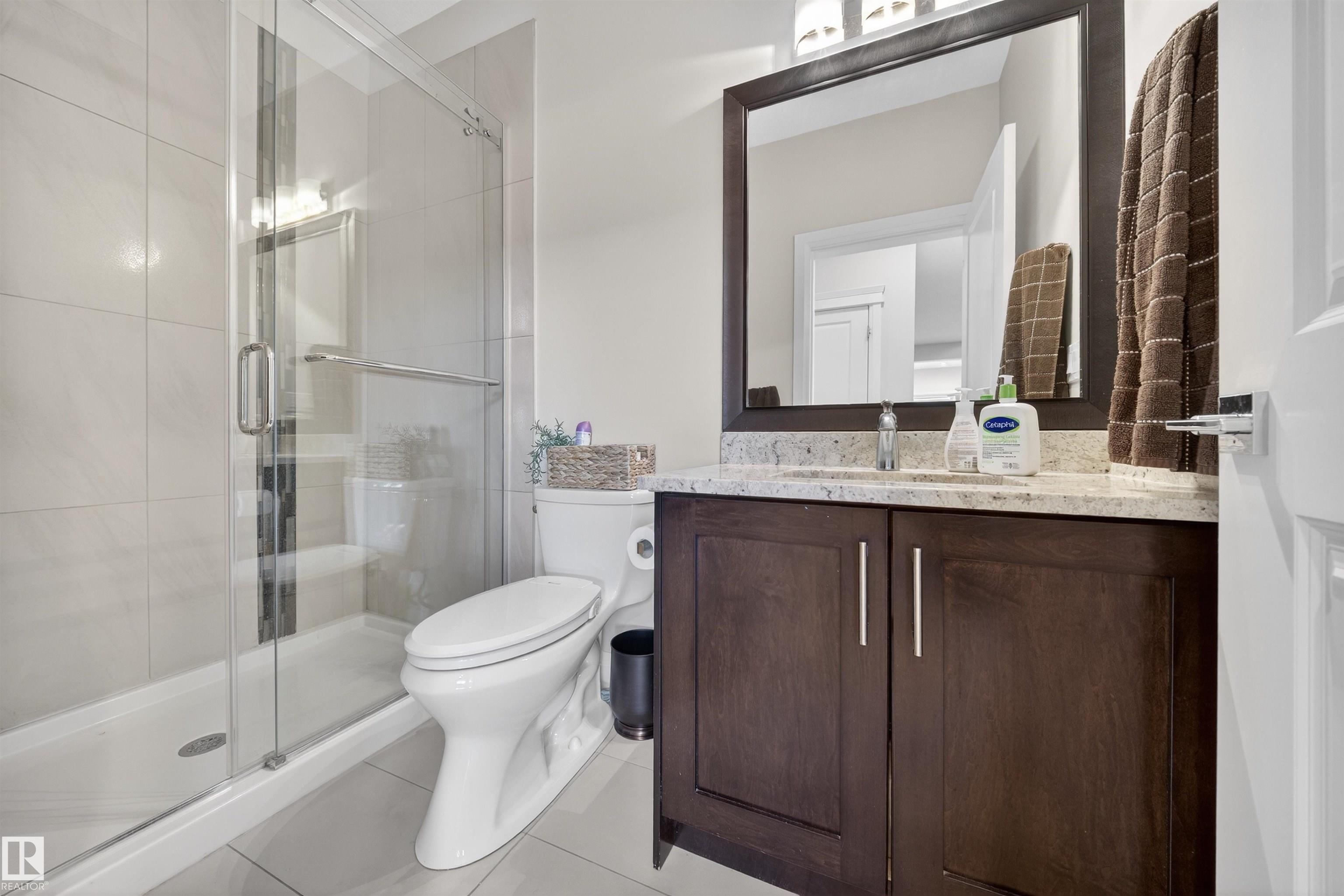 3 SHOREWOOD Crescent