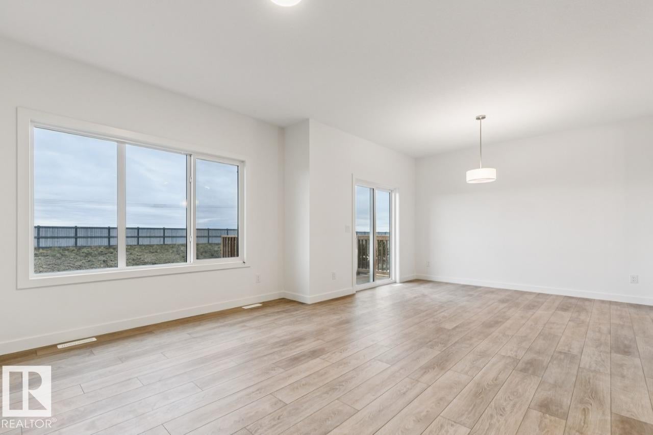 91 Rosa Crescent