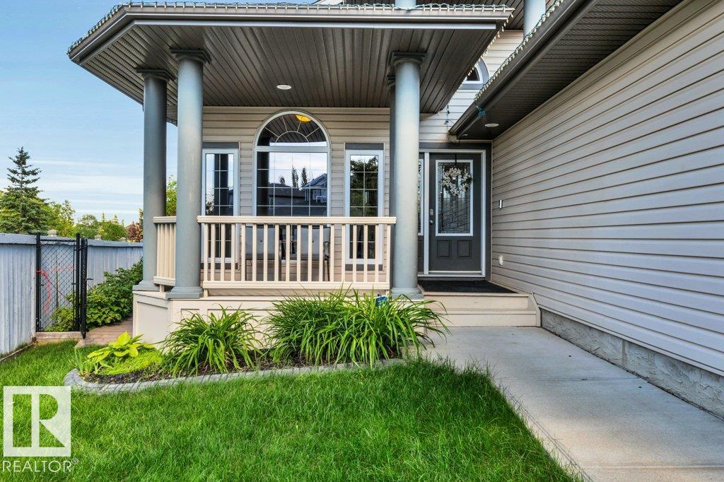 48 LAMPLIGHT Drive