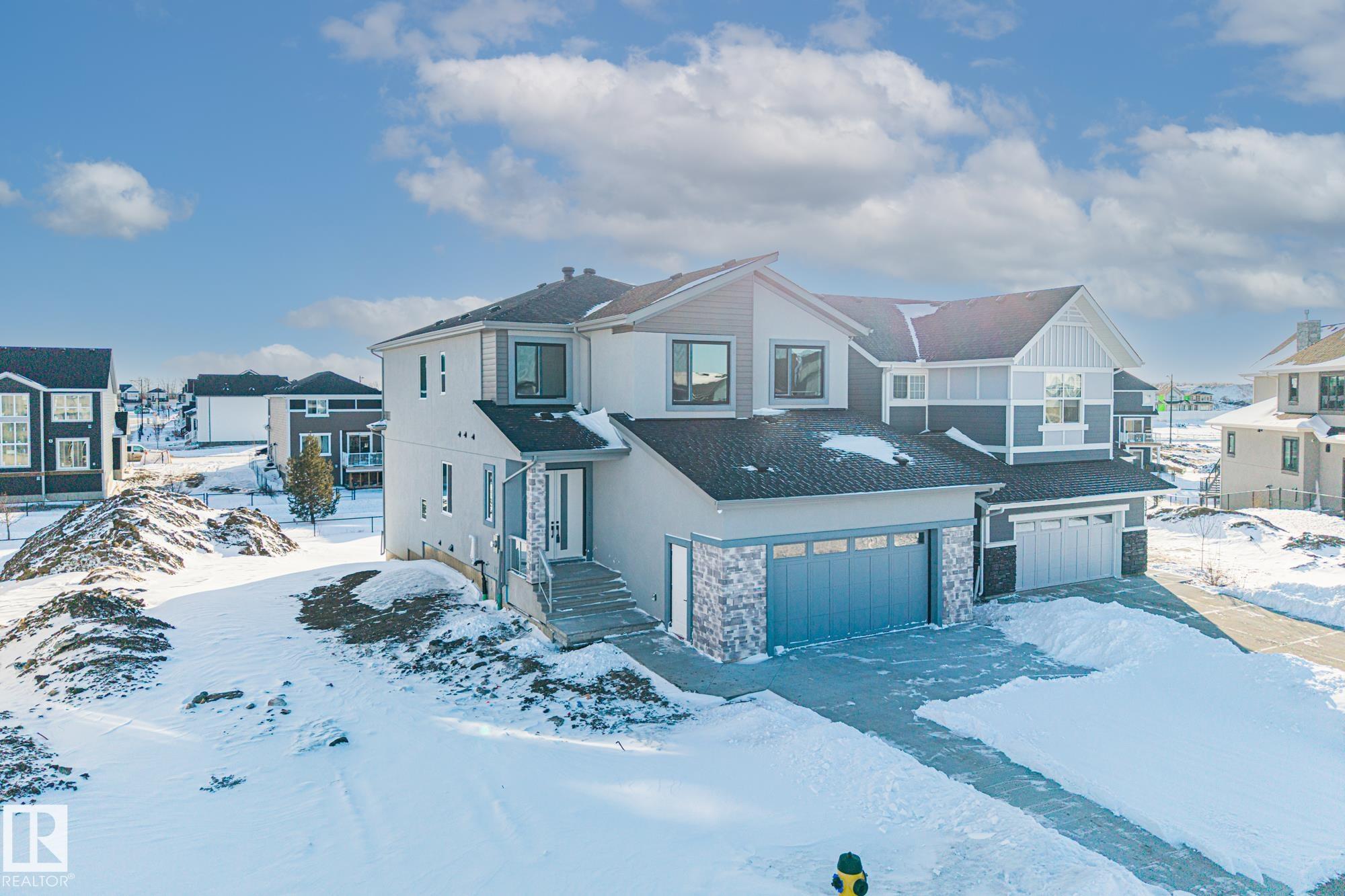 132 EDGEWATER Circle