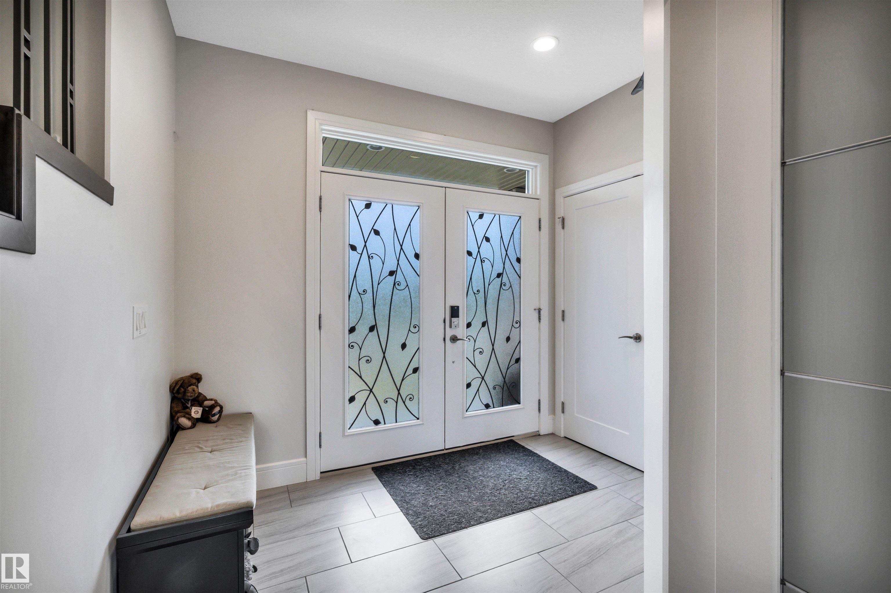 6 ELISE Place