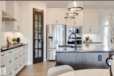 104 Redpoll Wynd St. Albert AB T8N 7X3