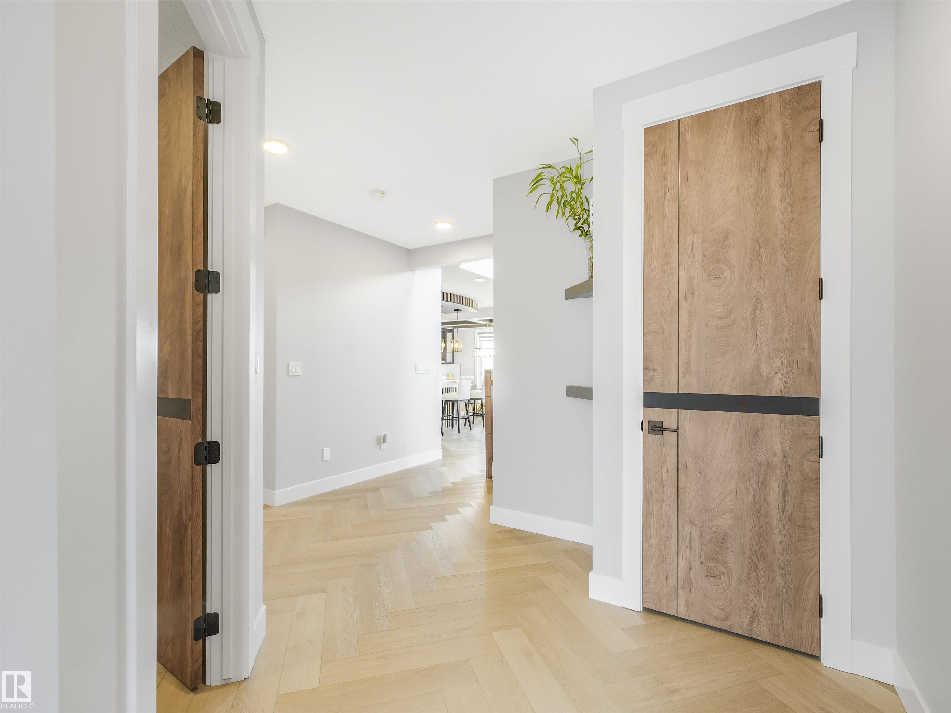 15 Elwyck Gate