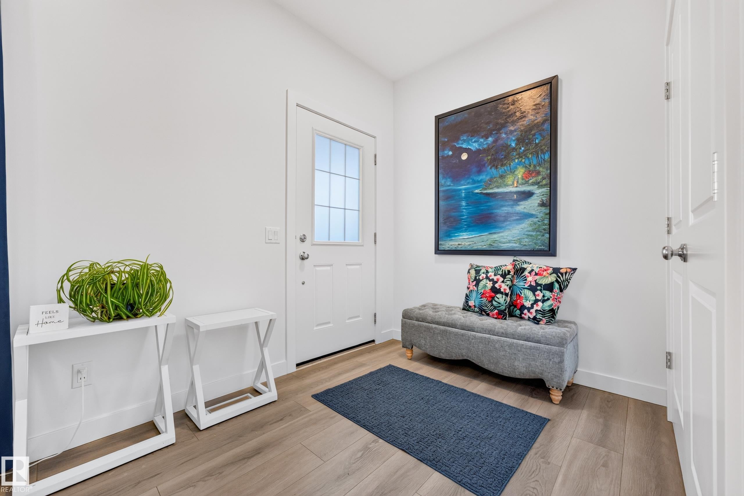350 JENSEN LAKES Boulevard