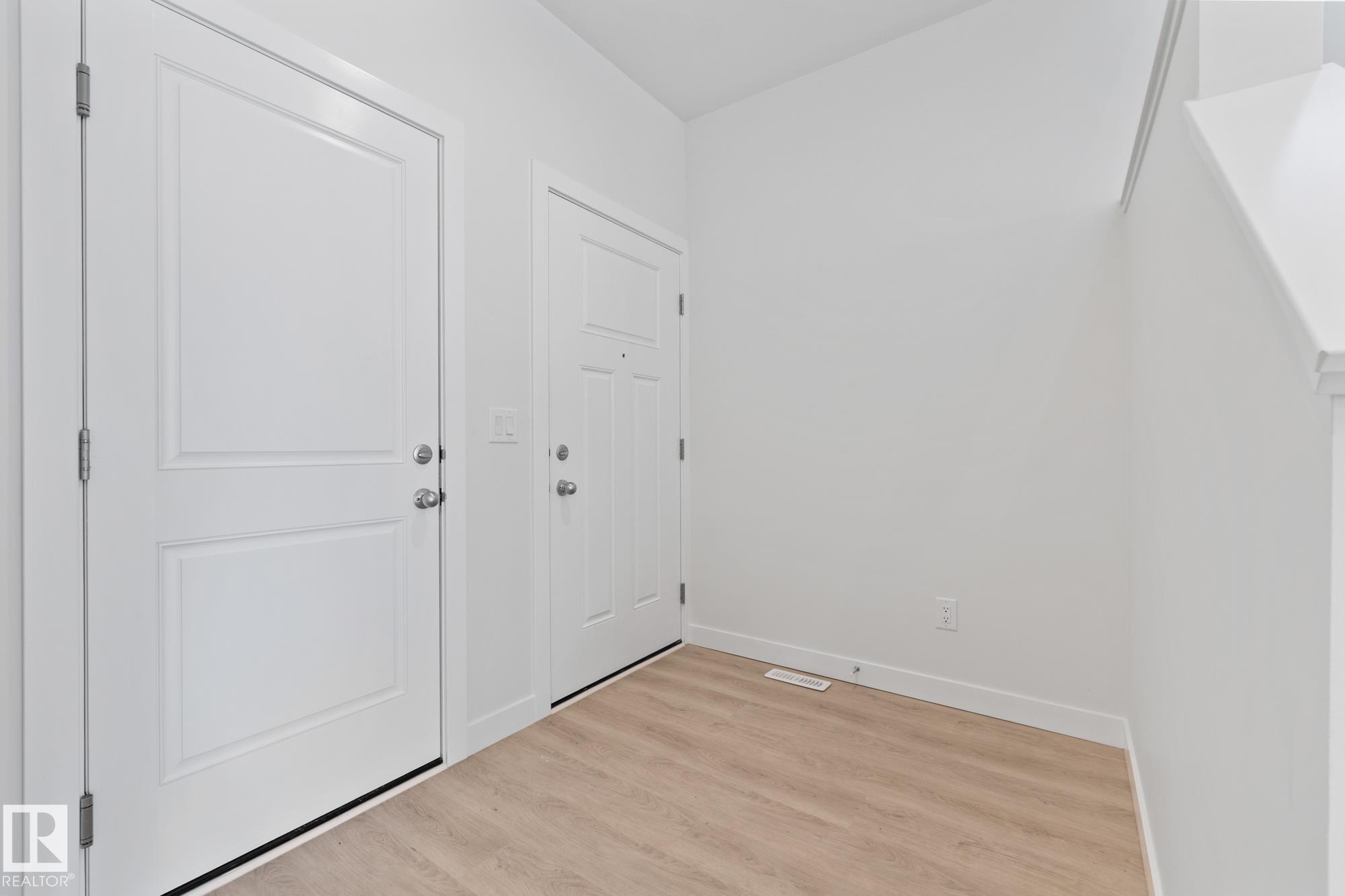 144 Honeysuckle Green