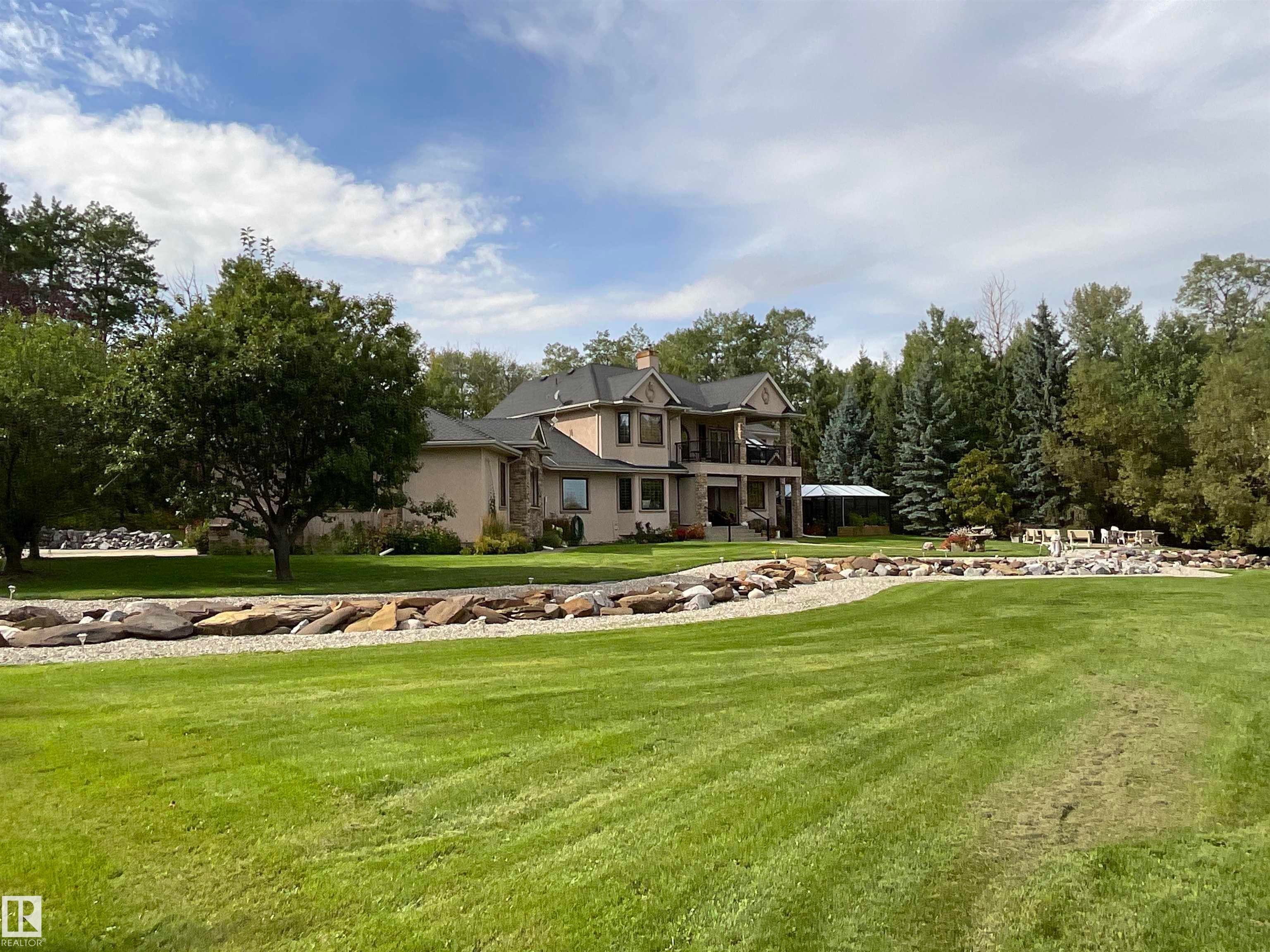 22031 Twp Rd 472
