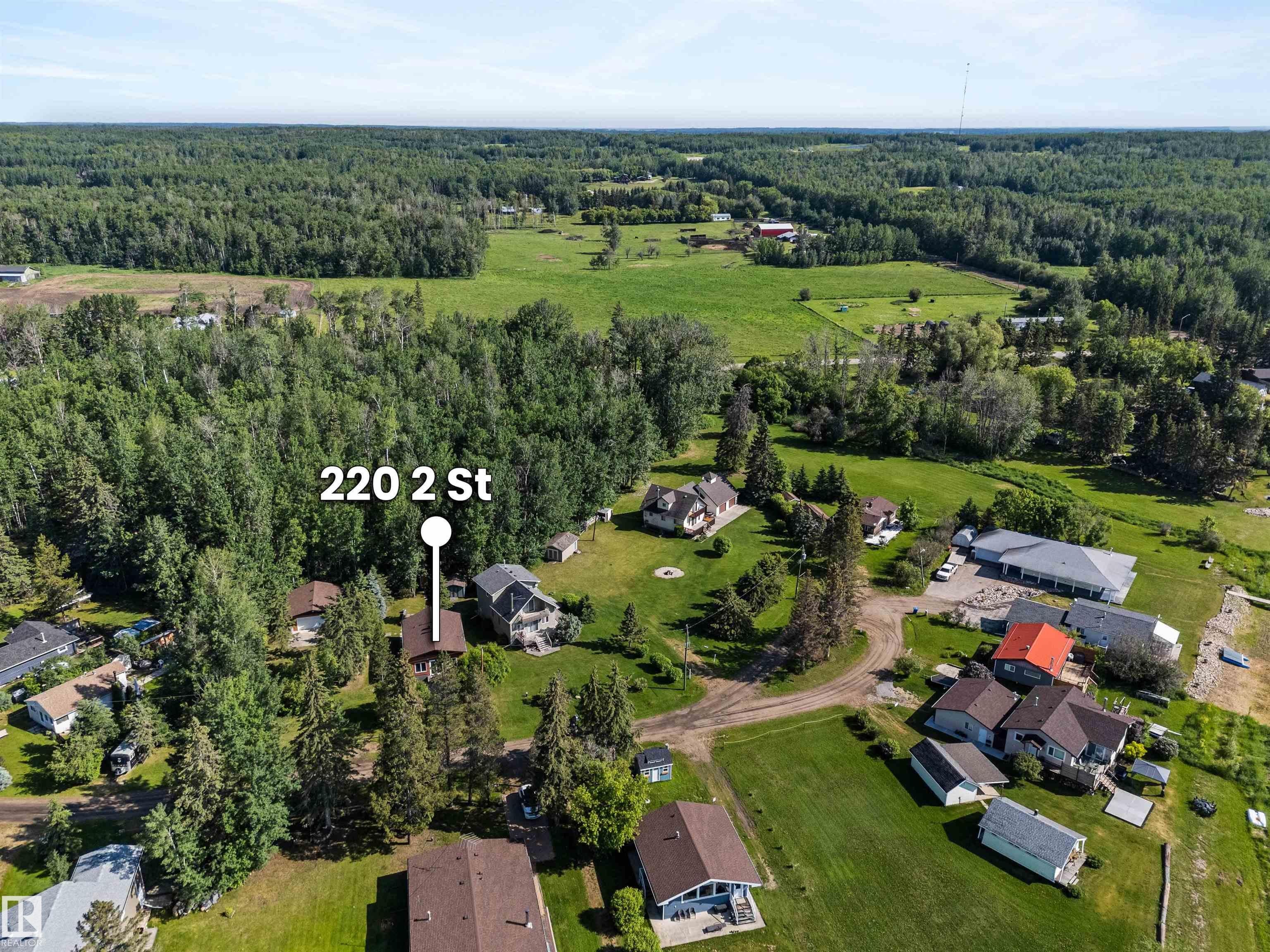 220 2 St. Ross Haven