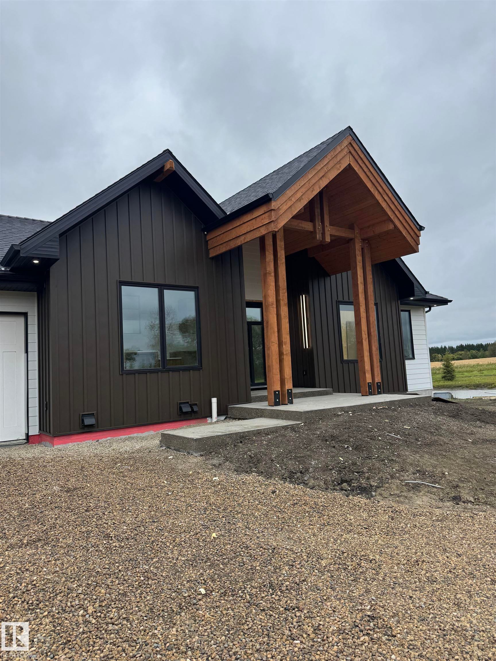 27306 TWP RD 510 1