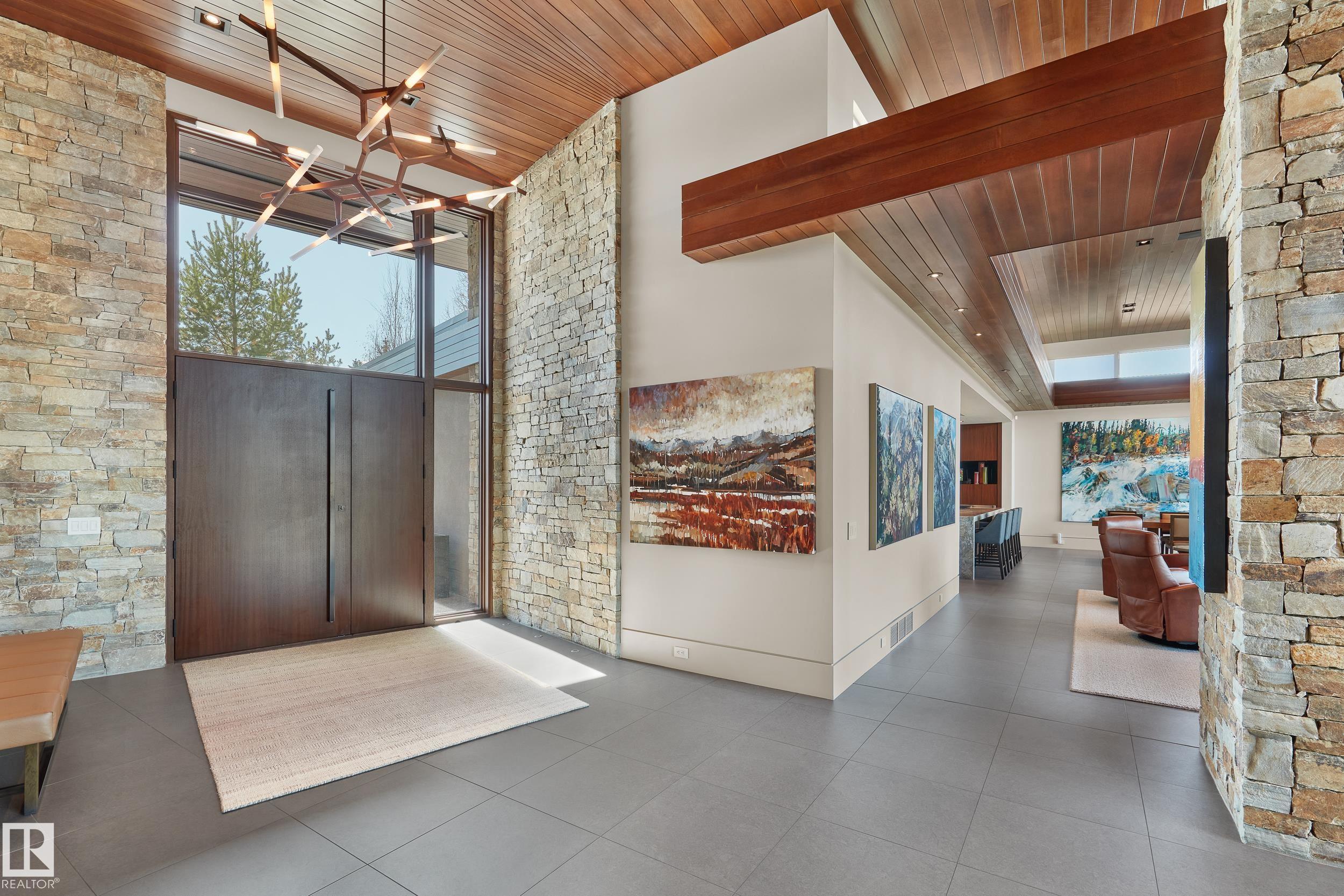 112 WESTBROOK Drive