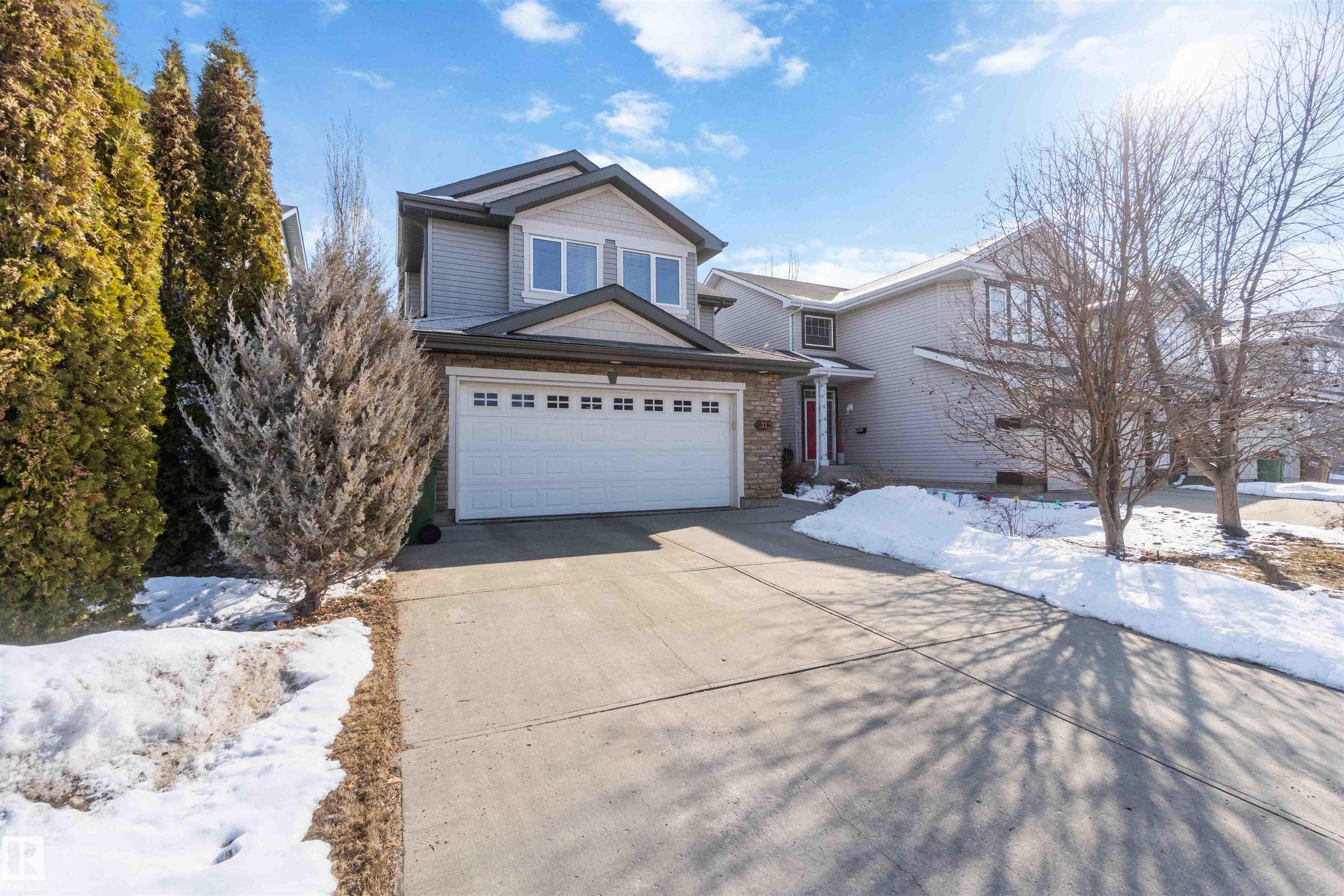 31 EVERITT Drive