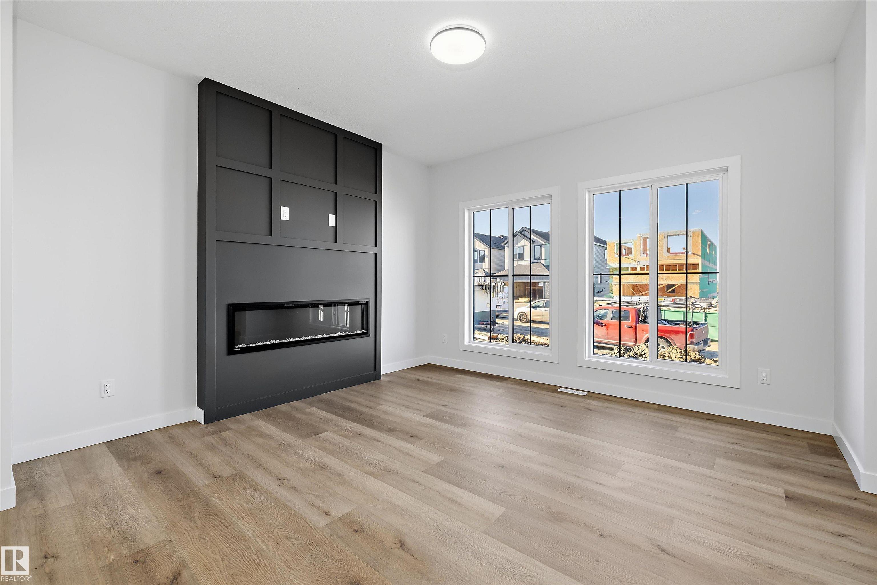 61 Clichy Close