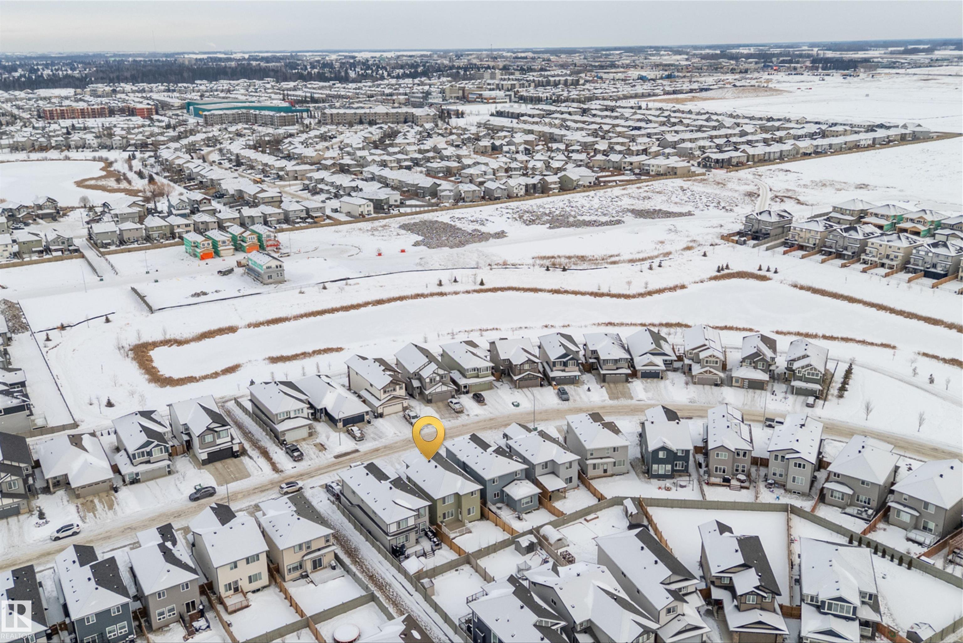 211 CALEDON Crescent