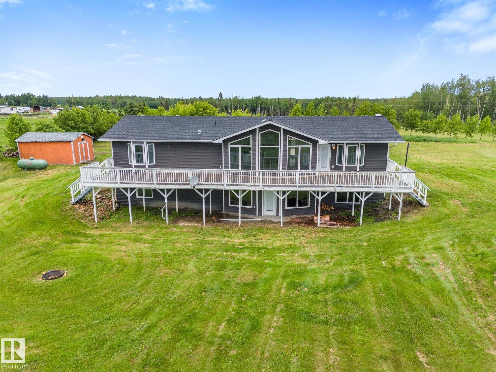 8223 TWP ROAD 590