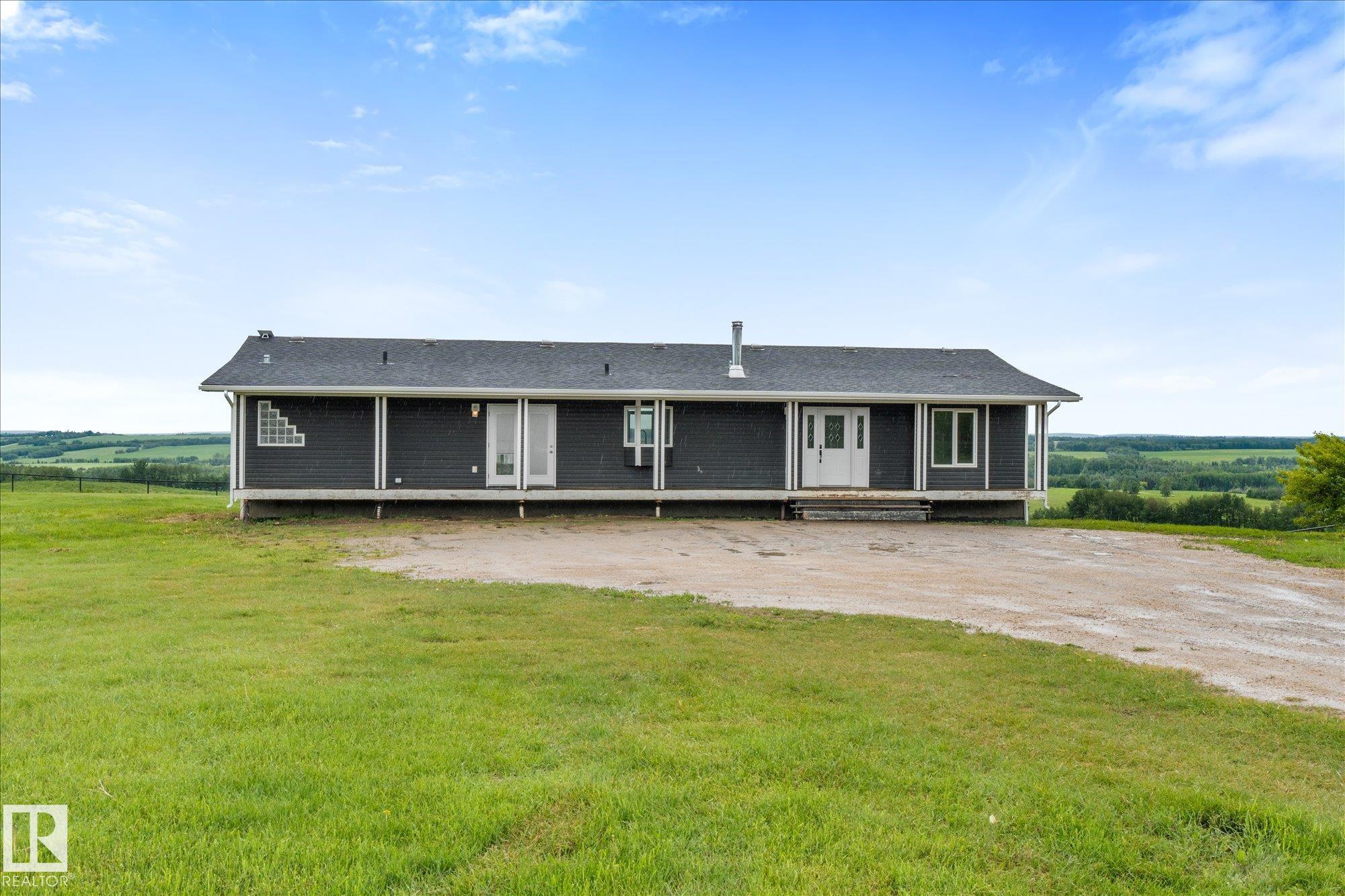 8223 TWP ROAD 590