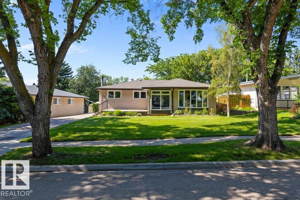 22 BURNHAM Avenue