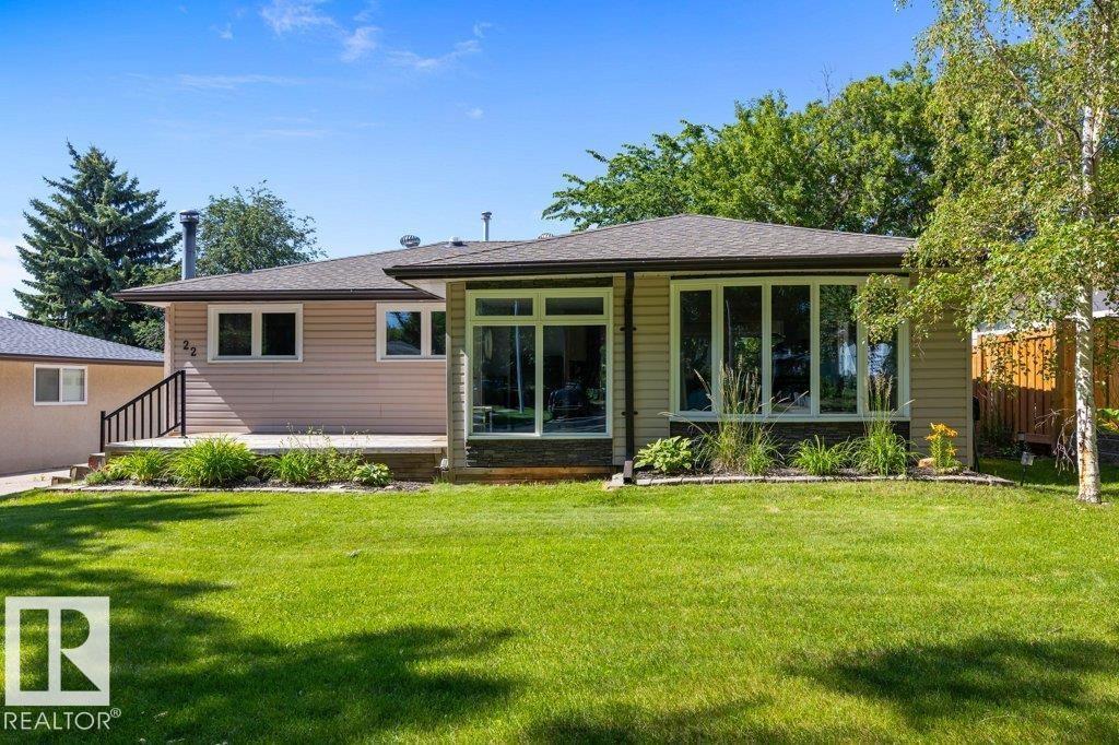 22 BURNHAM Avenue