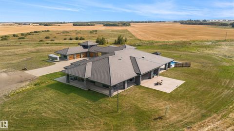25056 TWP ROAD 492 B Rural Leduc County AB T4X 2M6