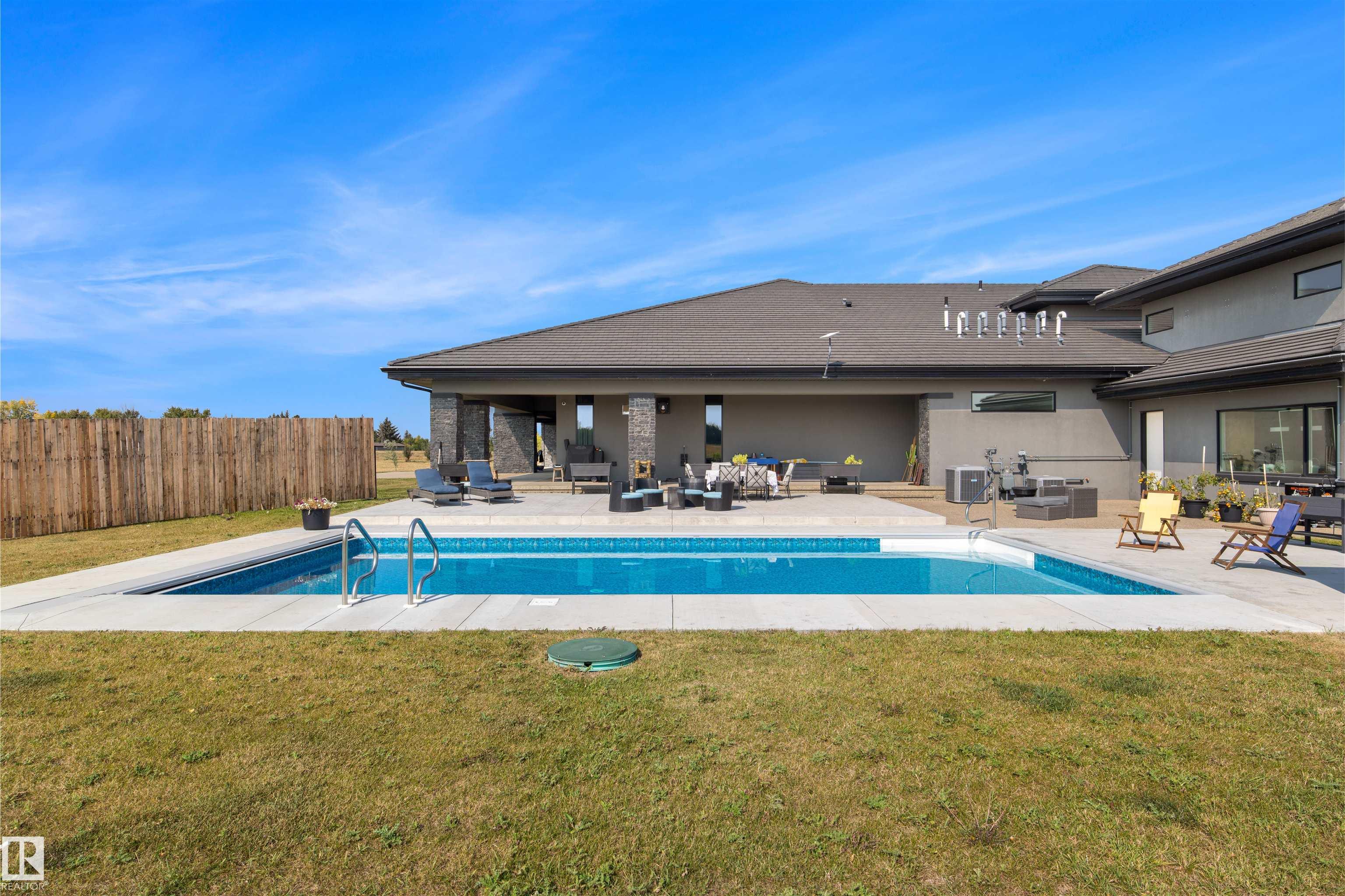 25056 TWP ROAD 492 B