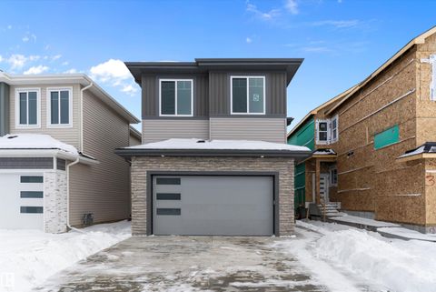 5 AXELWOOD Crescent Spruce Grove AB T7X 4G4