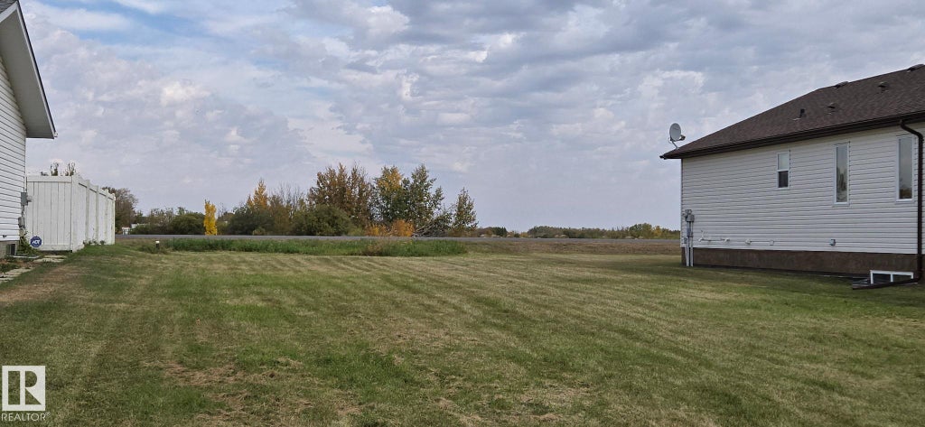 4510 60, VEGREVILLE, AB T9C 1V8 - Image 3024427953.jpeg?d=l