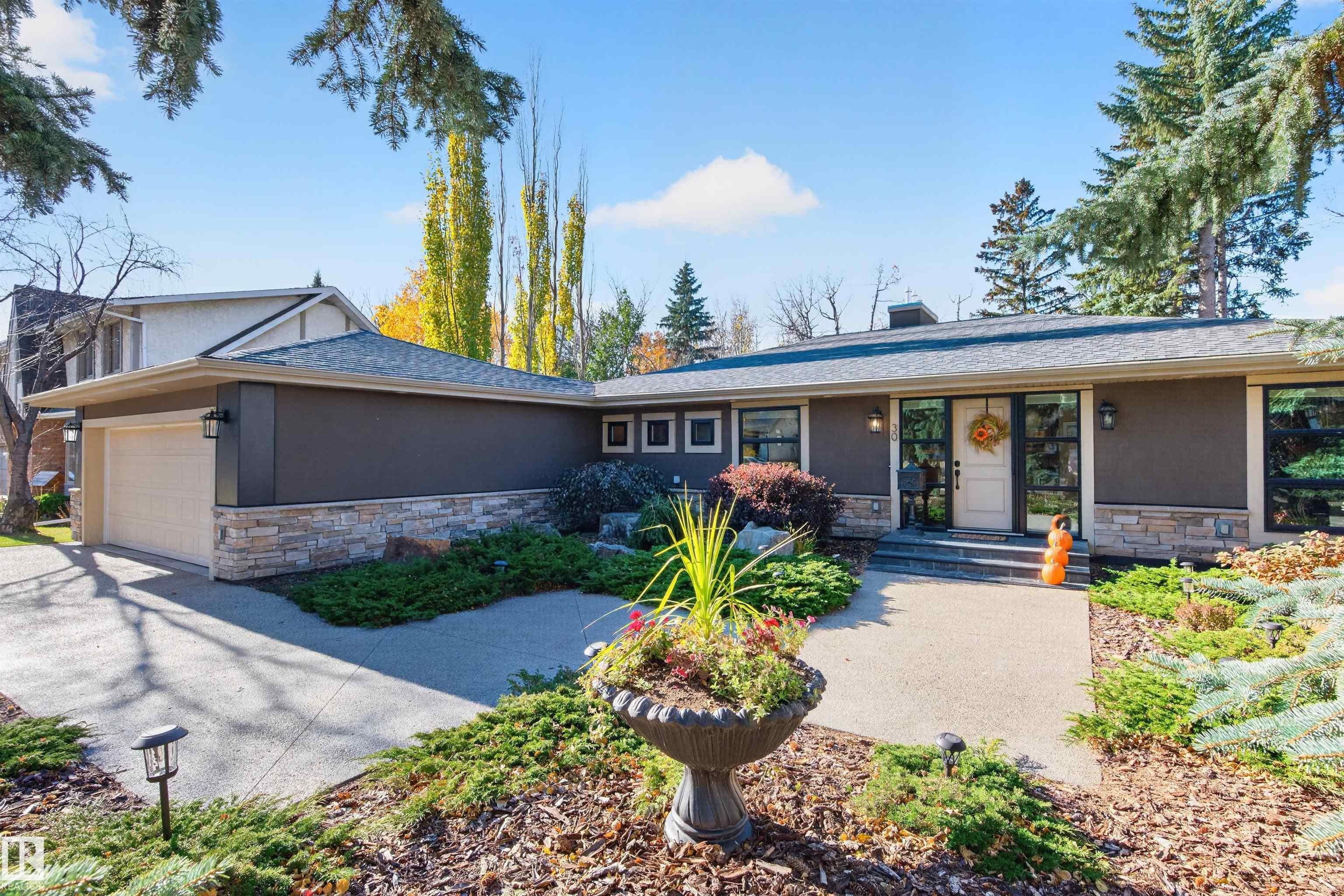 30 LODGEPOLE Crescent