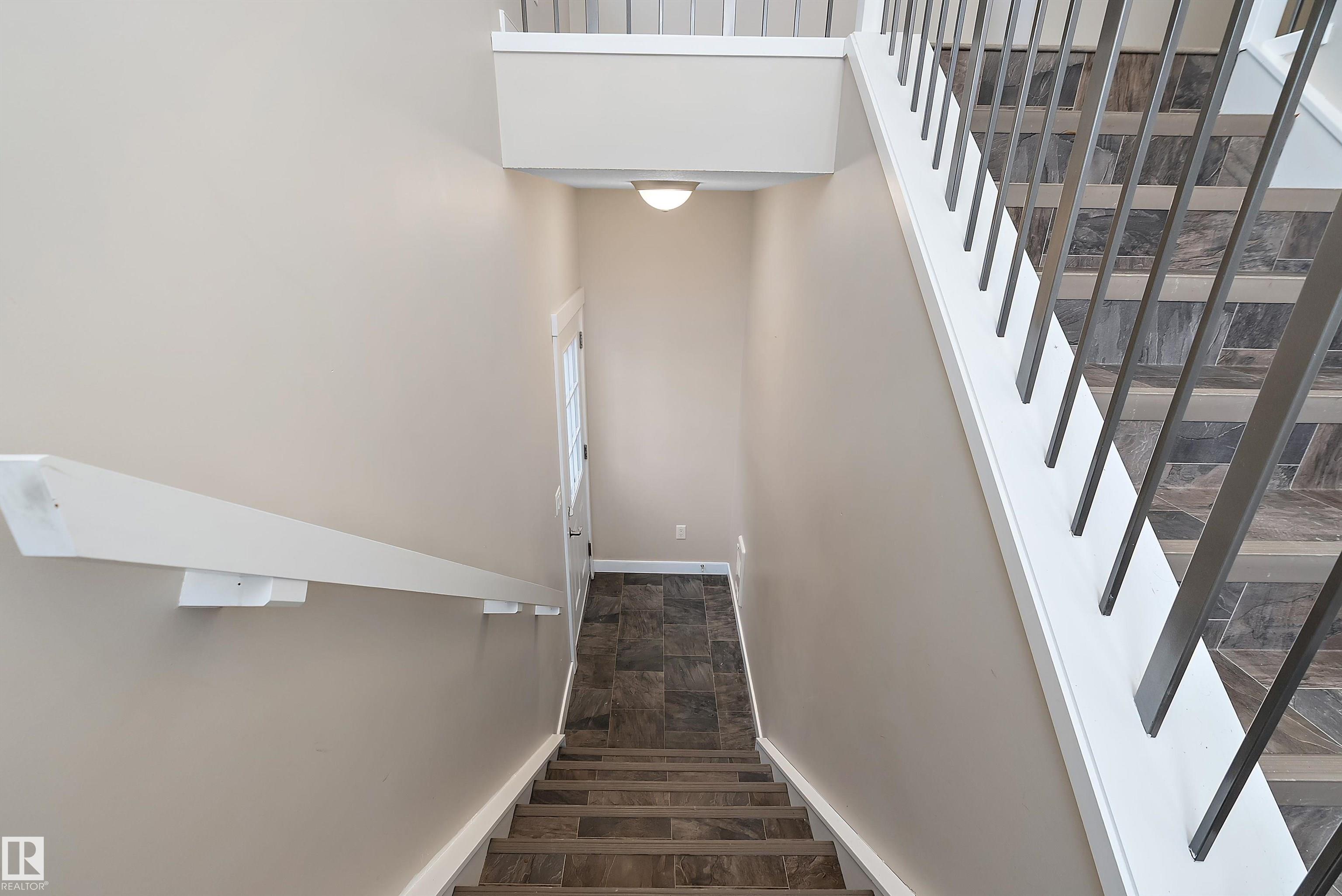 3403 GRAYBRIAR Green