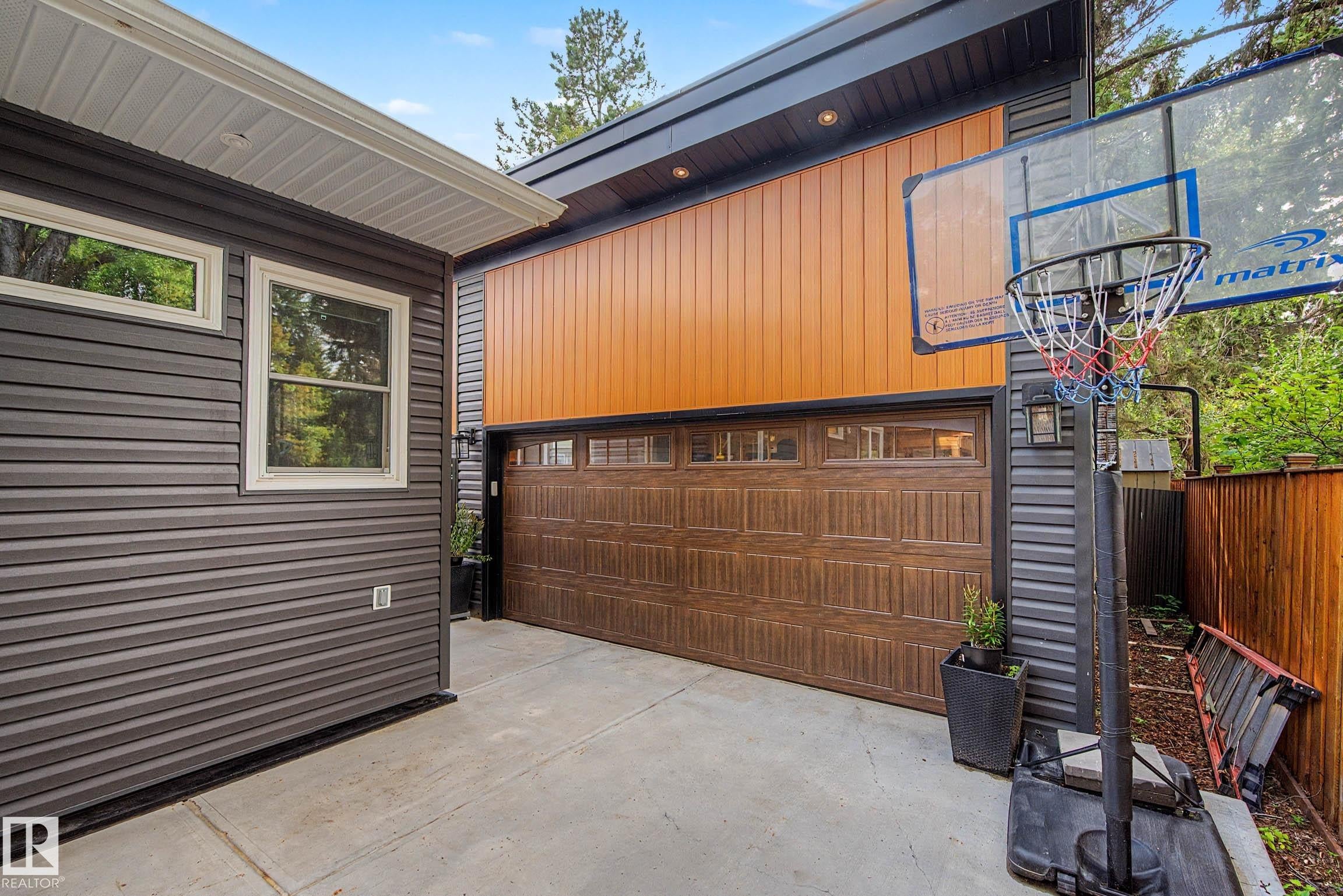 162 Mission Avenue