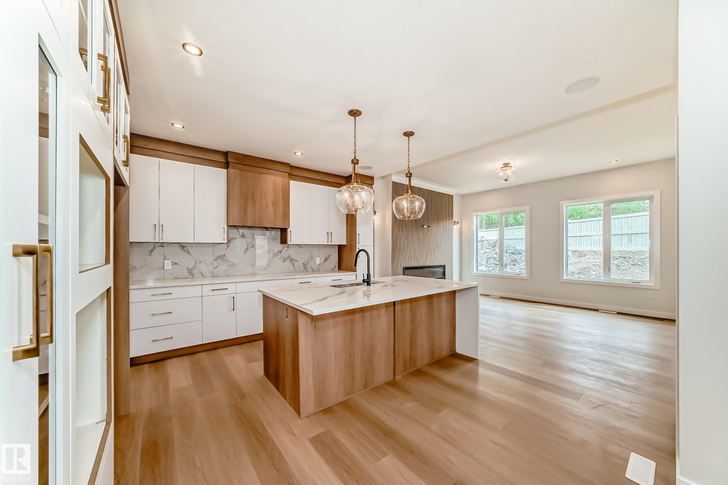 47 MEADOWGROVE Lane