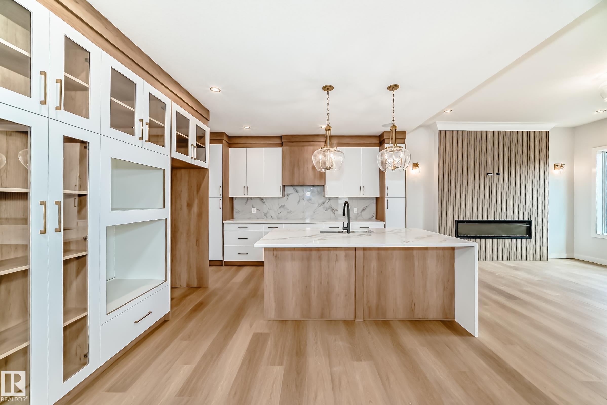 47 MEADOWGROVE Lane