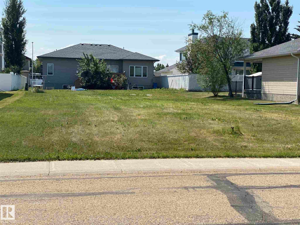 4305 60 AVENUE, VEGREVILLE, AB T9C 1R4 - Image 3476545610.jpeg?d=l