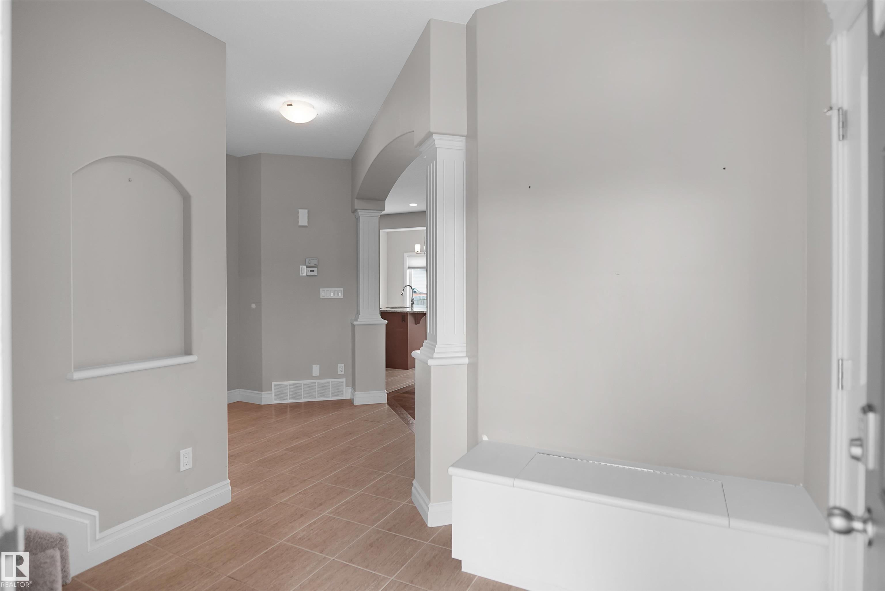 138 HENDERSON Link