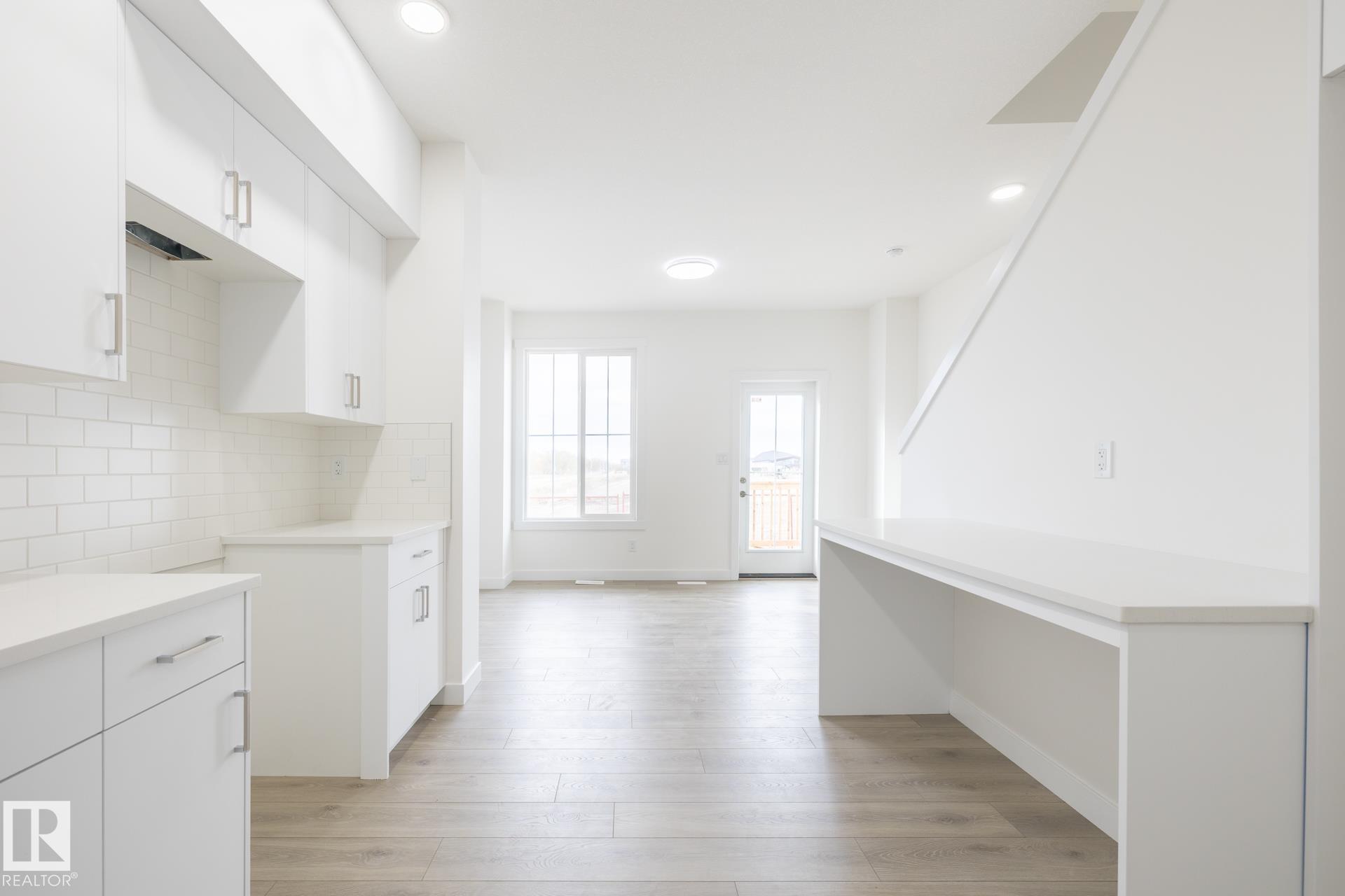 7110 KESWICK Common 26