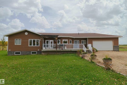 59125 Rge Rd 50 Rural Barrhead County AB T7N 1N2