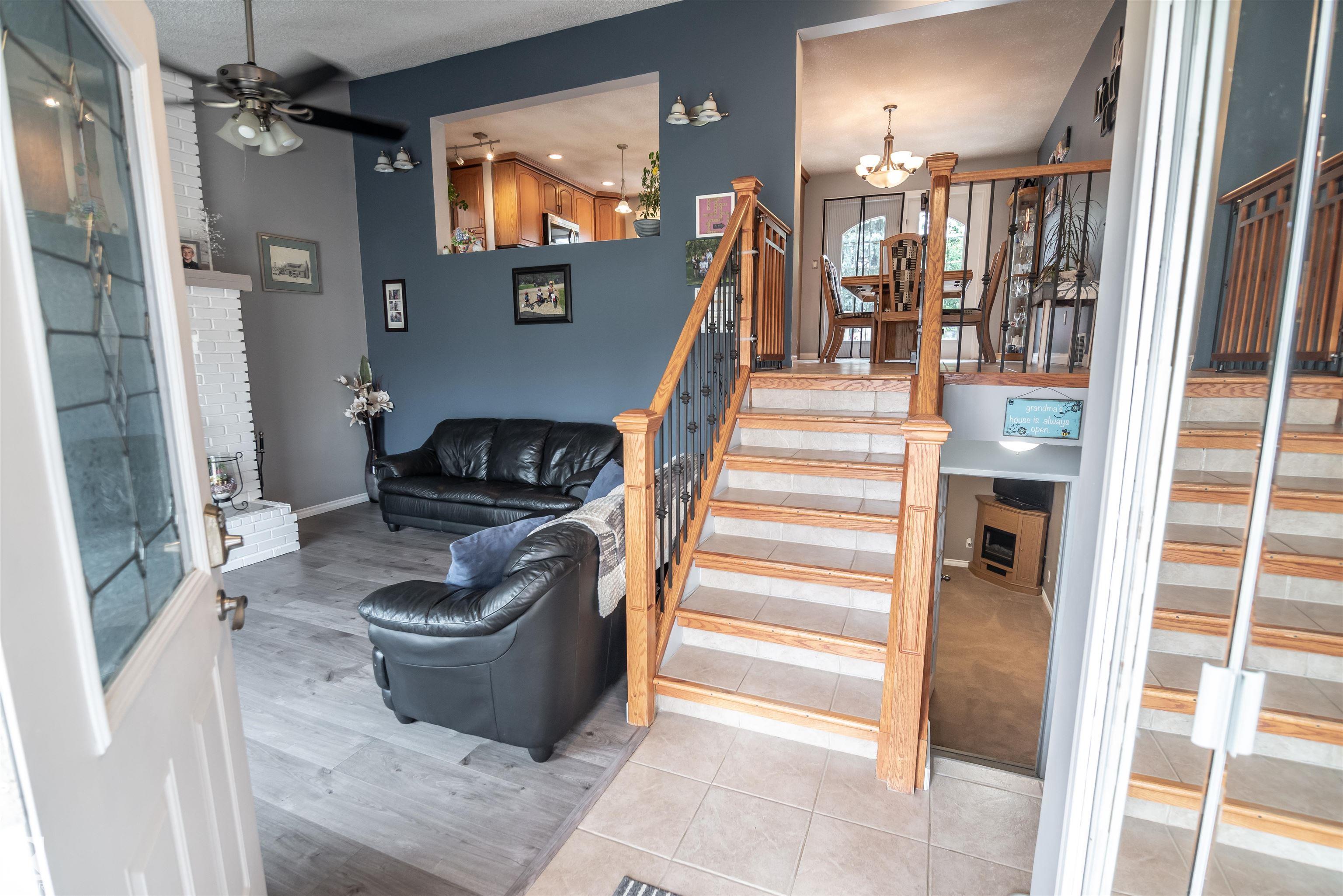 24 GLENWOOD Crescent