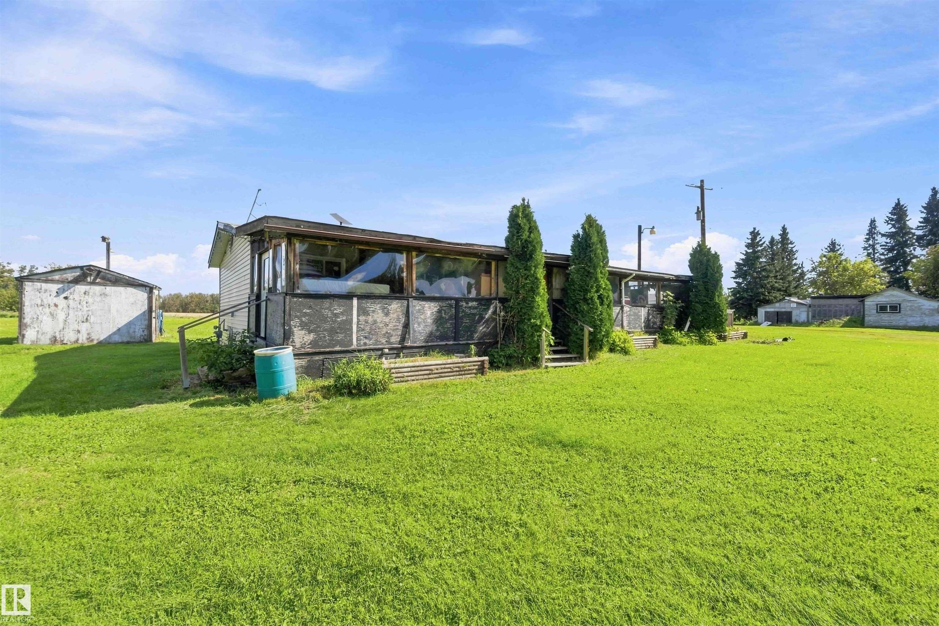 52315 RGE ROAD 273