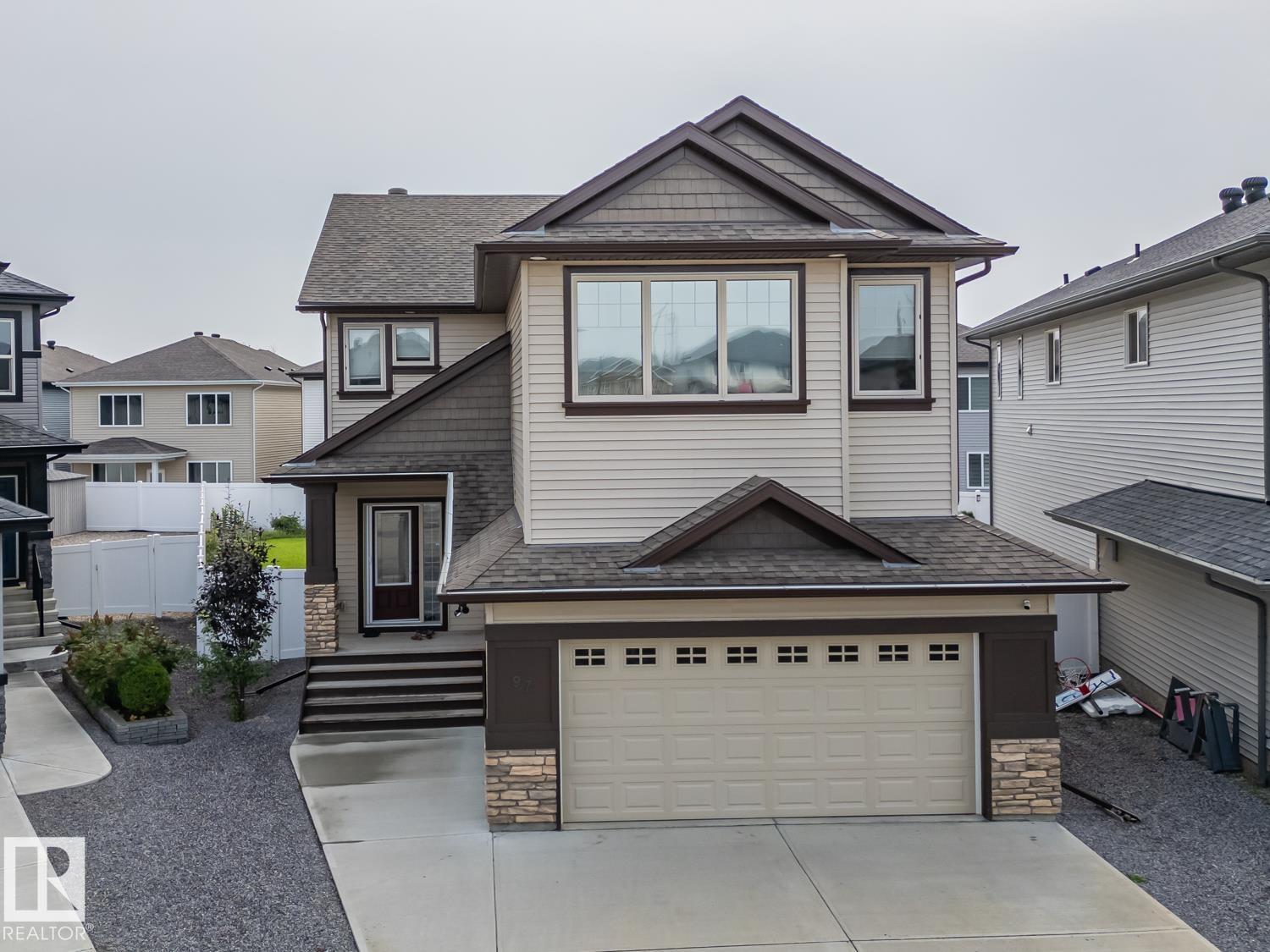 97 Astoria Point(e)