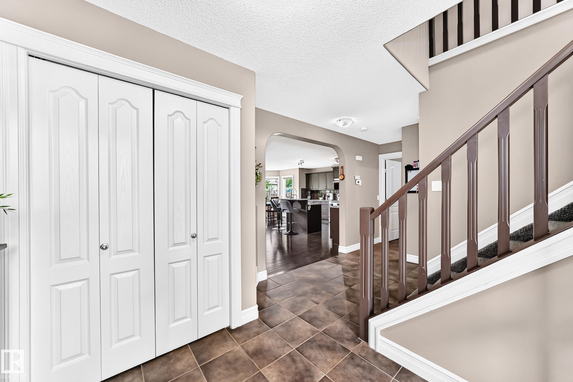 1212 WESTERRA Crescent