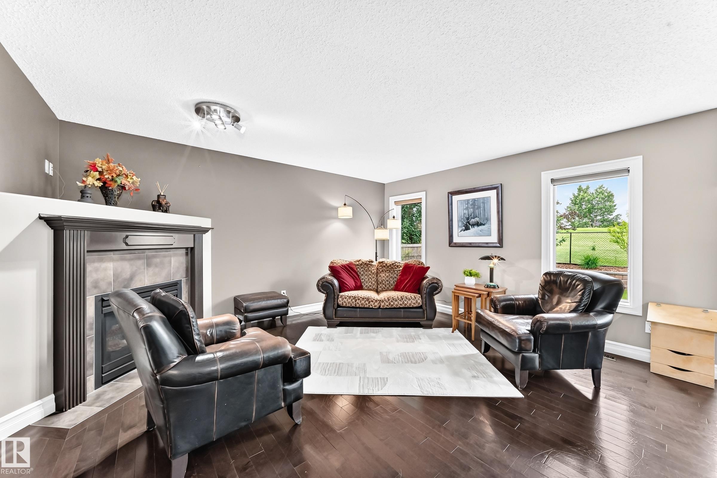 1212 WESTERRA Crescent