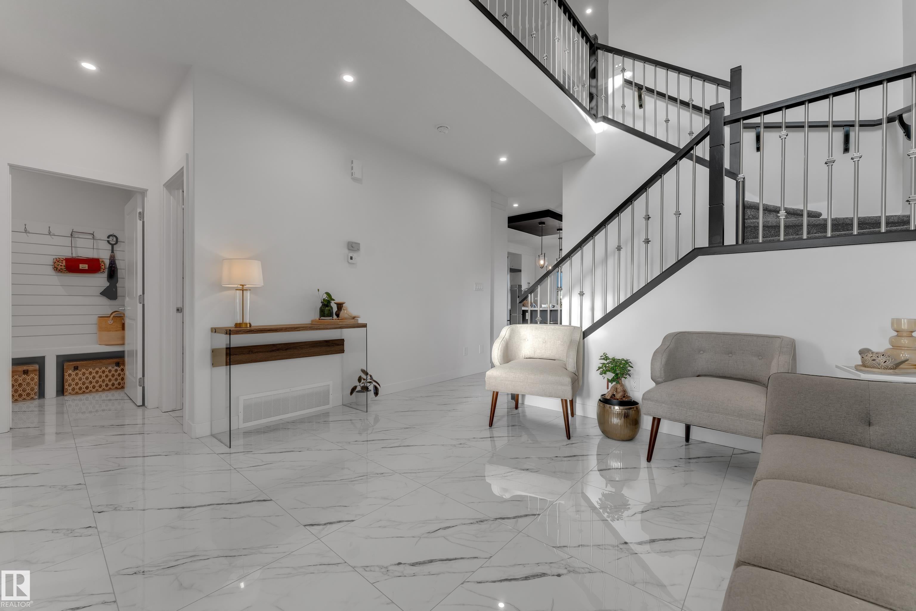 66 ST Street 4323