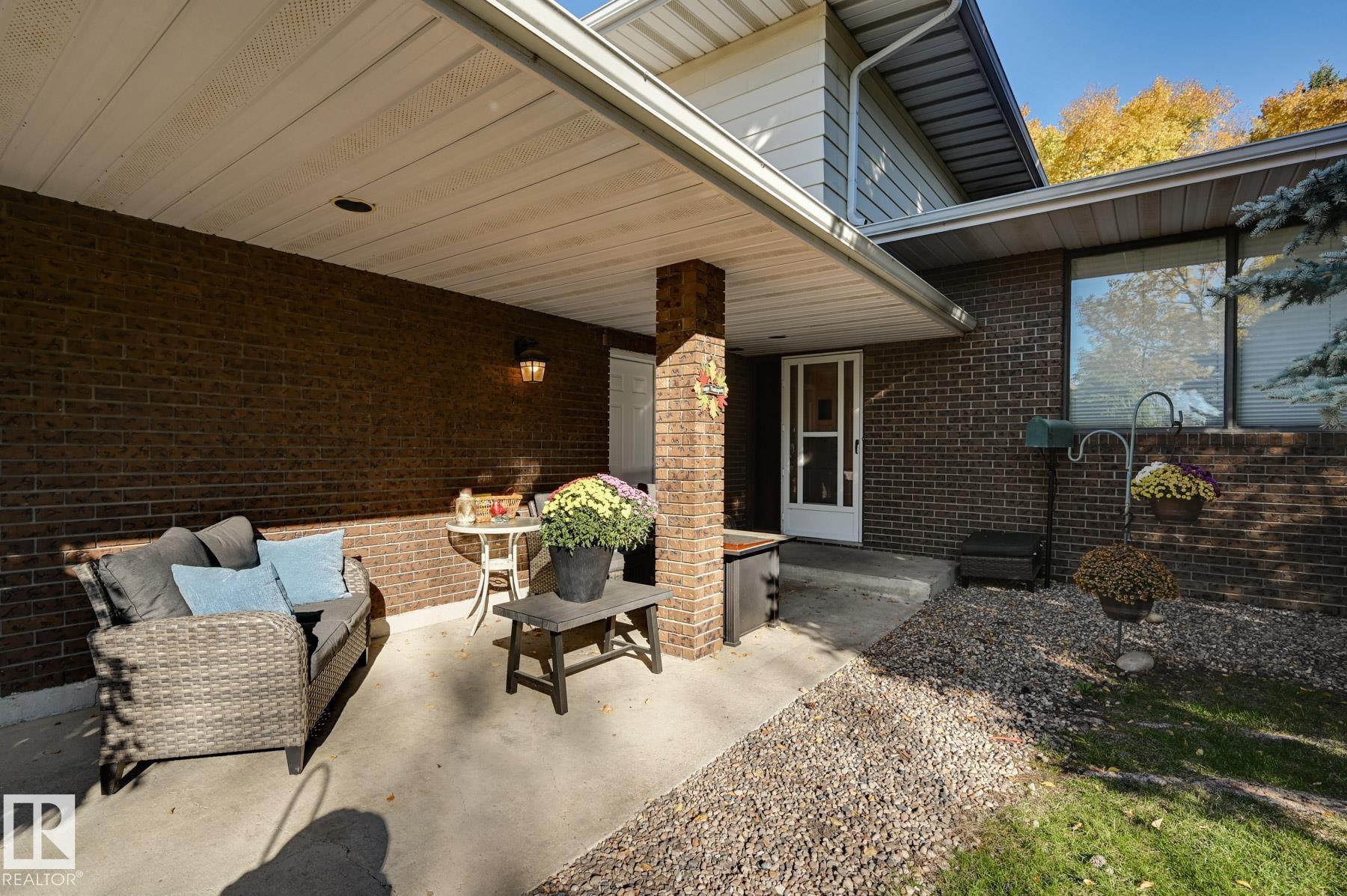 38 Lancaster Crescent