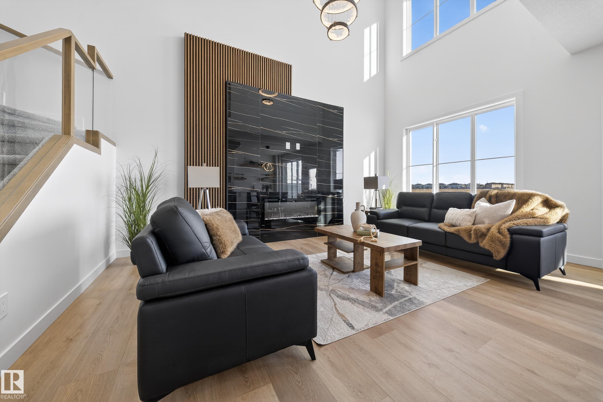 214 Crystal Creek Drive NW