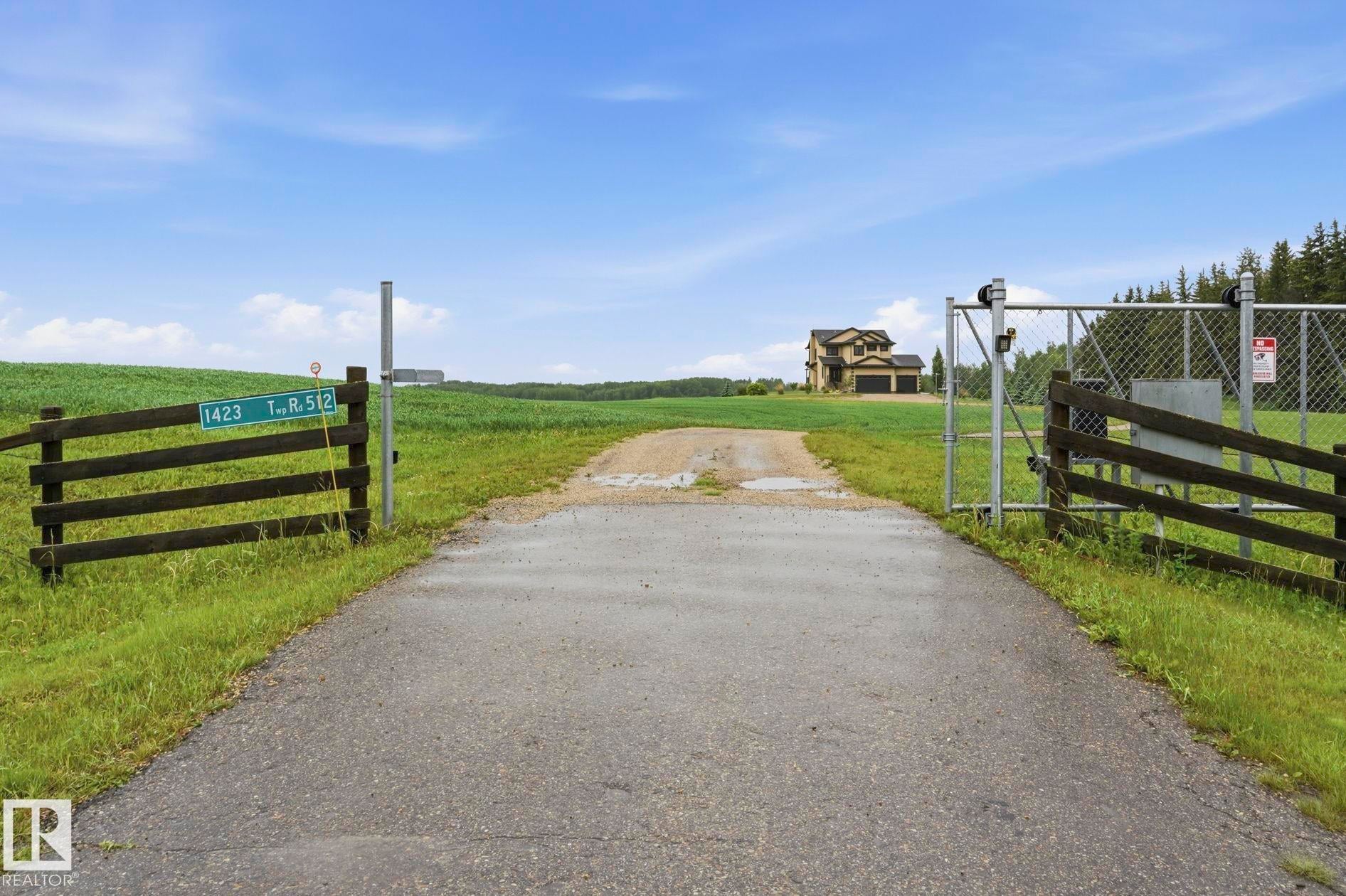 1423 TWP ROAD 512