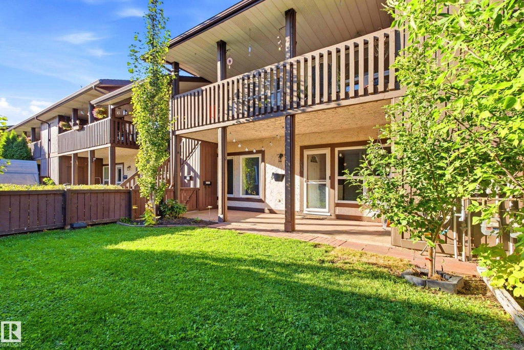 258 SURREY GARDENS, EDMONTON, AB T5T 1Z3 - Image 3077881293.jpeg?d=l