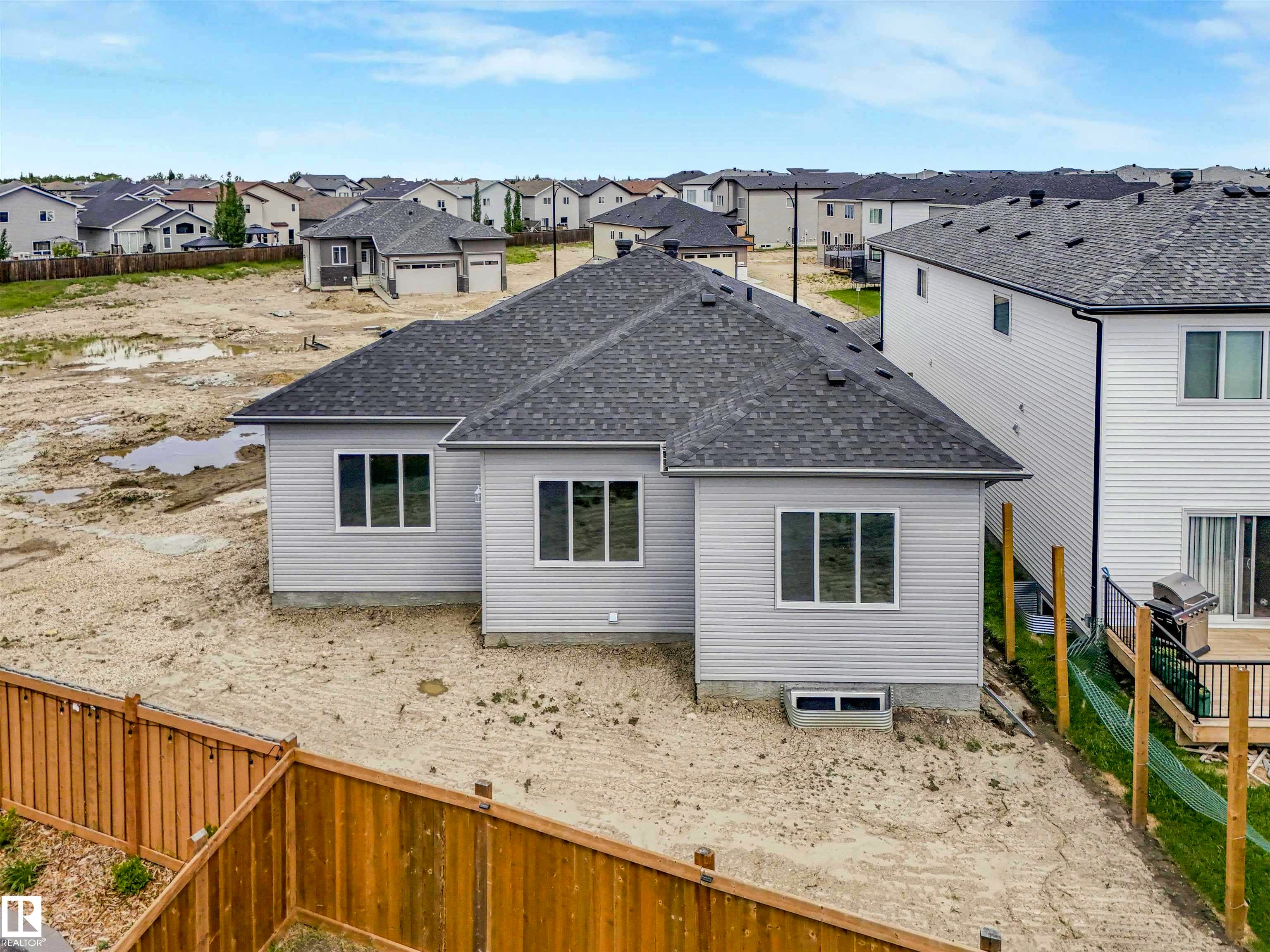 22 DALQUIST BAY