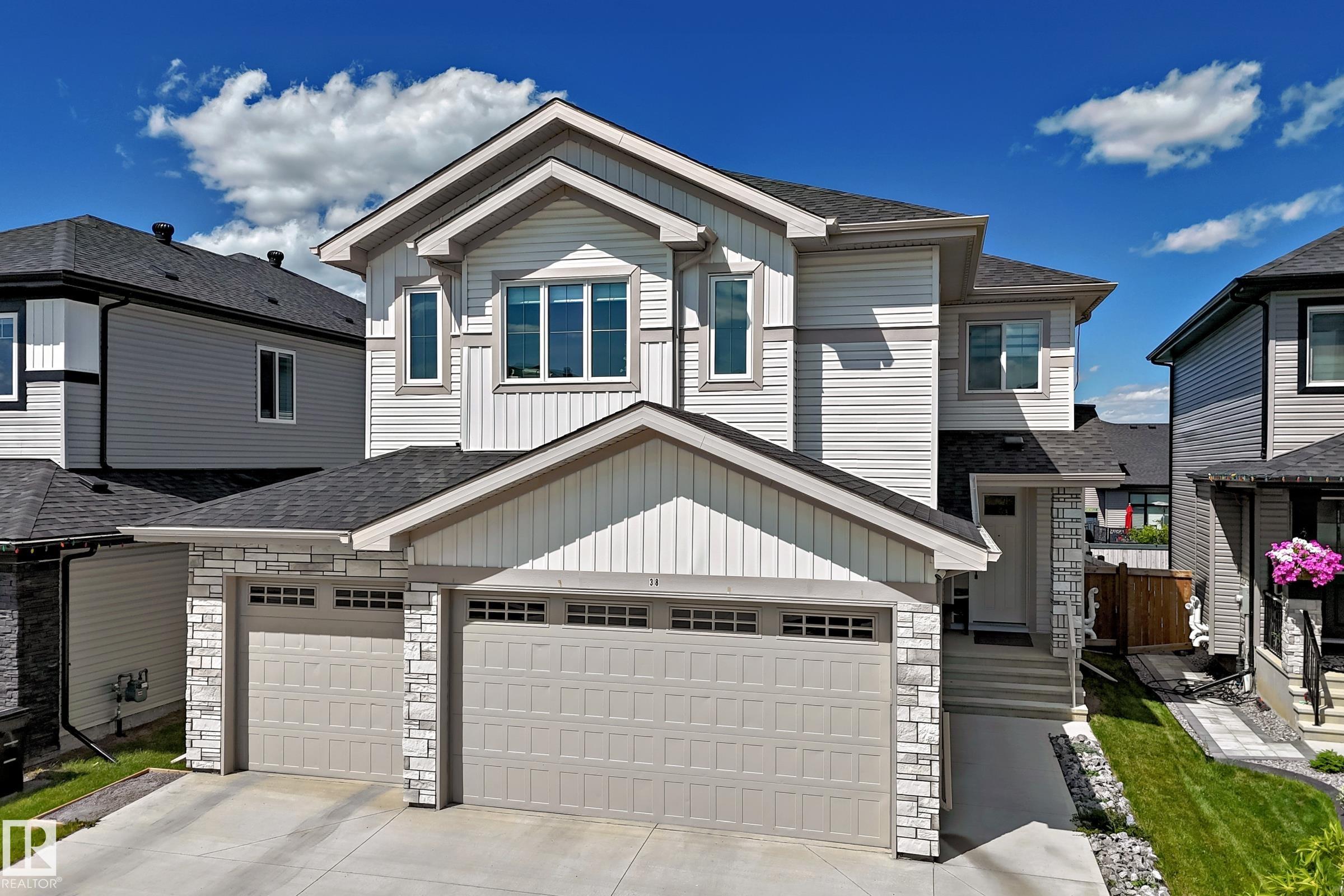 38 AVONLEA Way