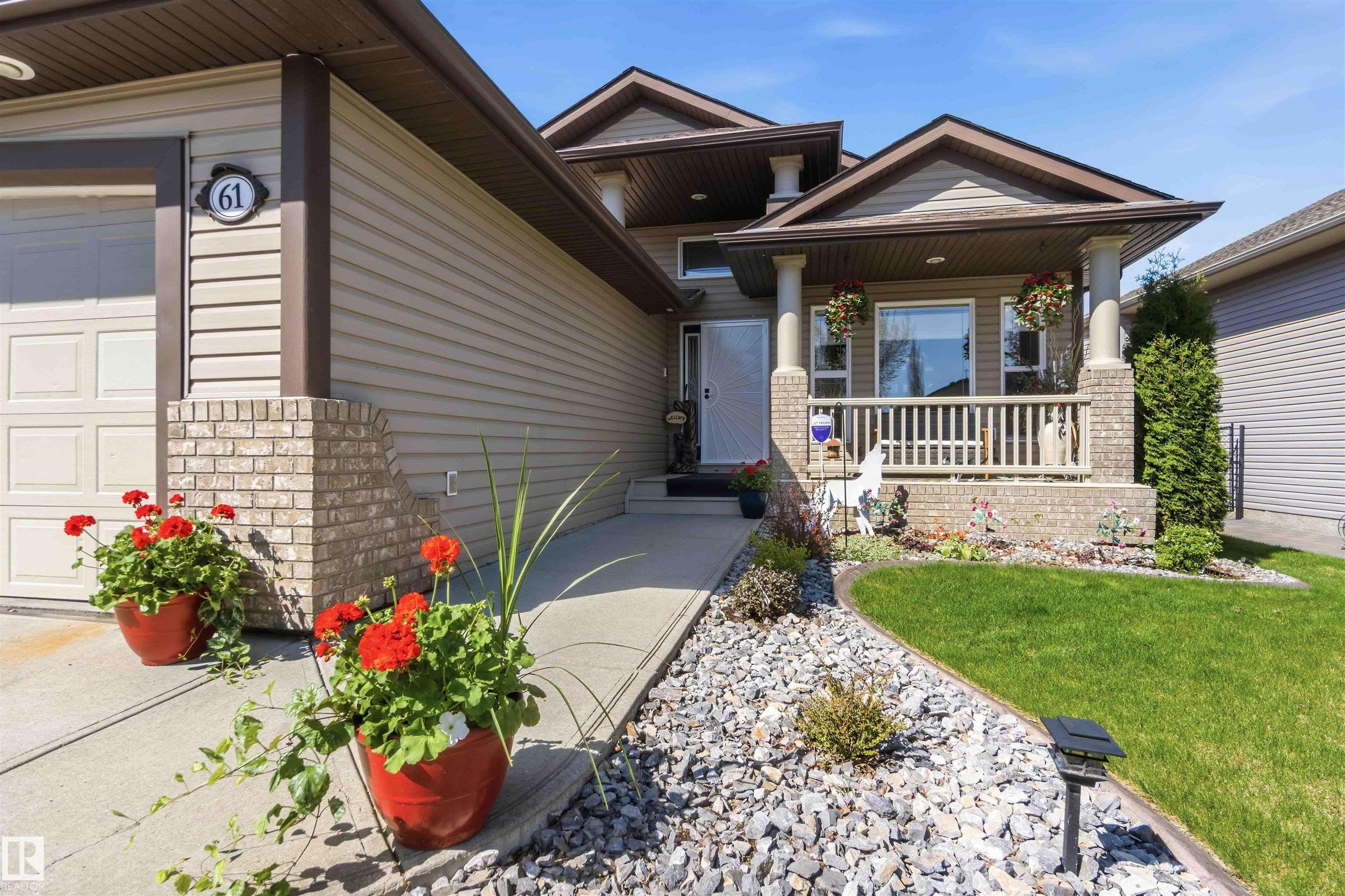 61 Linkside Blvd