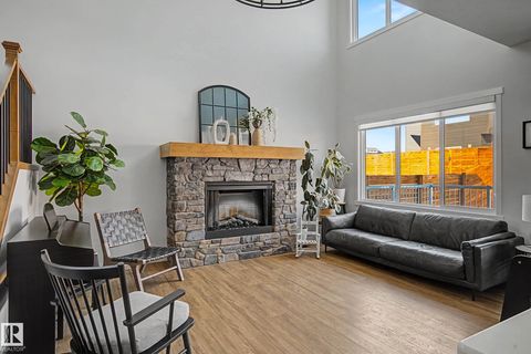 34 RIVERHILL Crescent St. Albert AB T8N 7X4