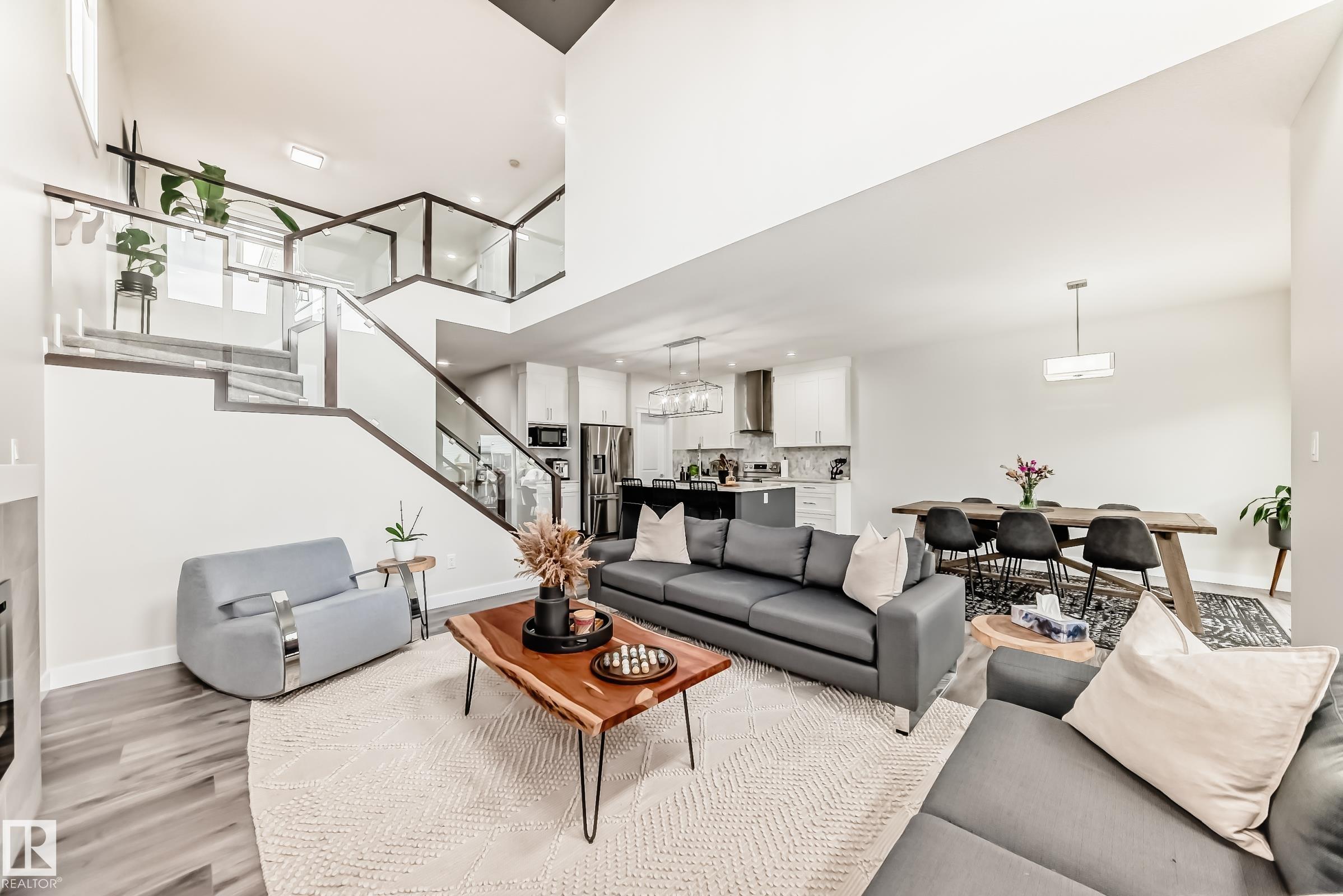 589 BOULDER Wynd