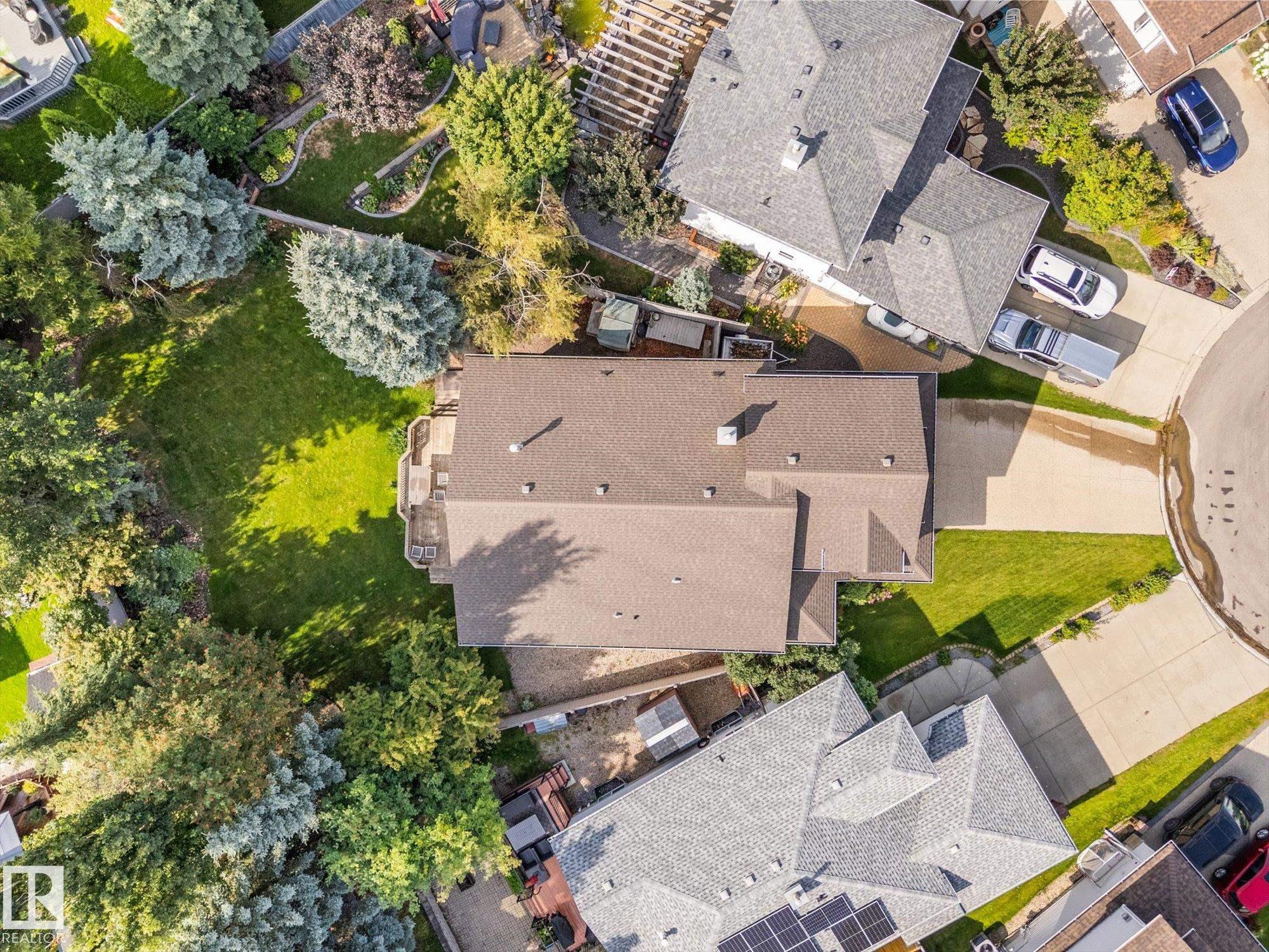 8 OSBORNE Close
